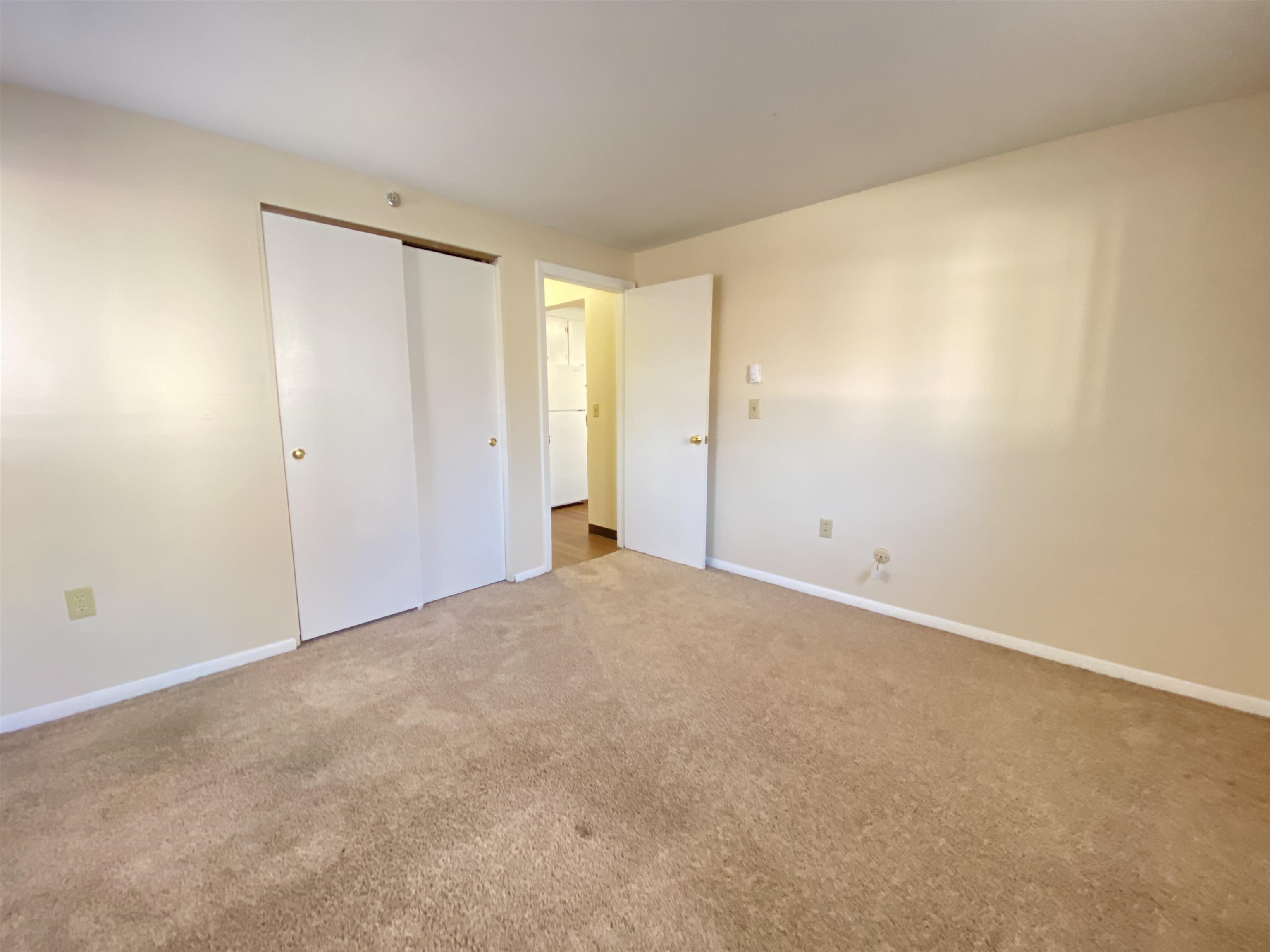 property viewer photo 21