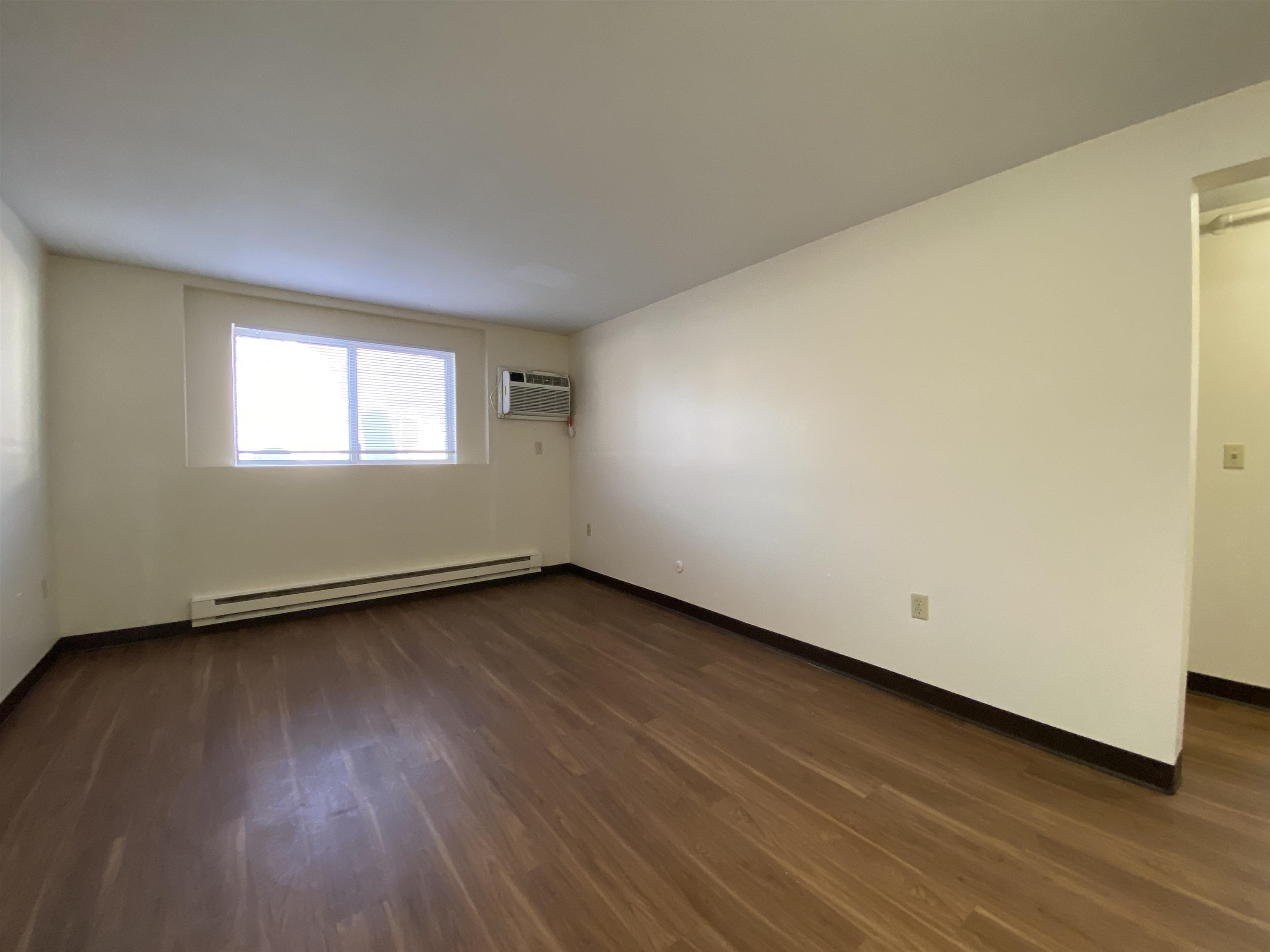property viewer photo 23