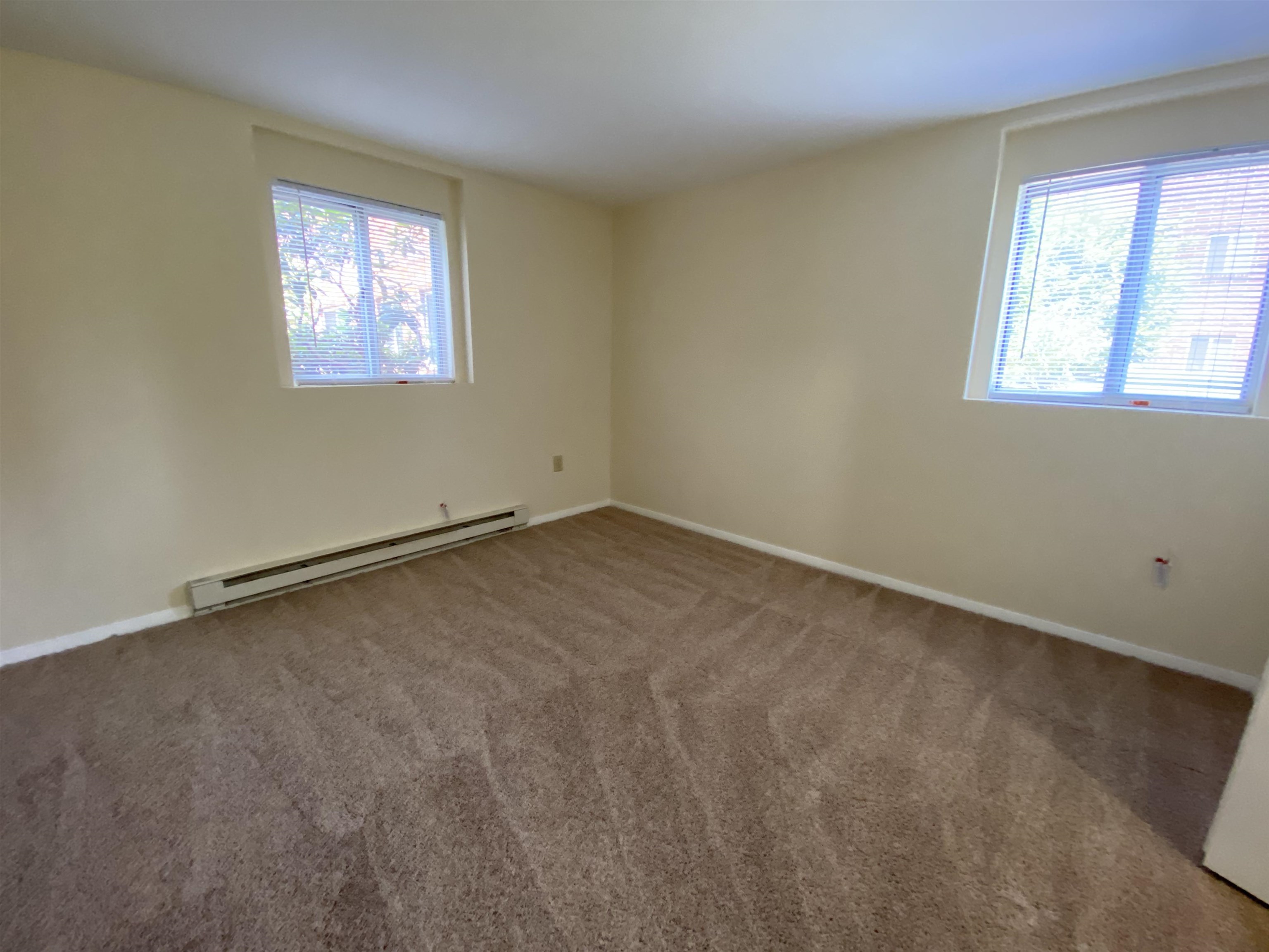 property viewer photo 27