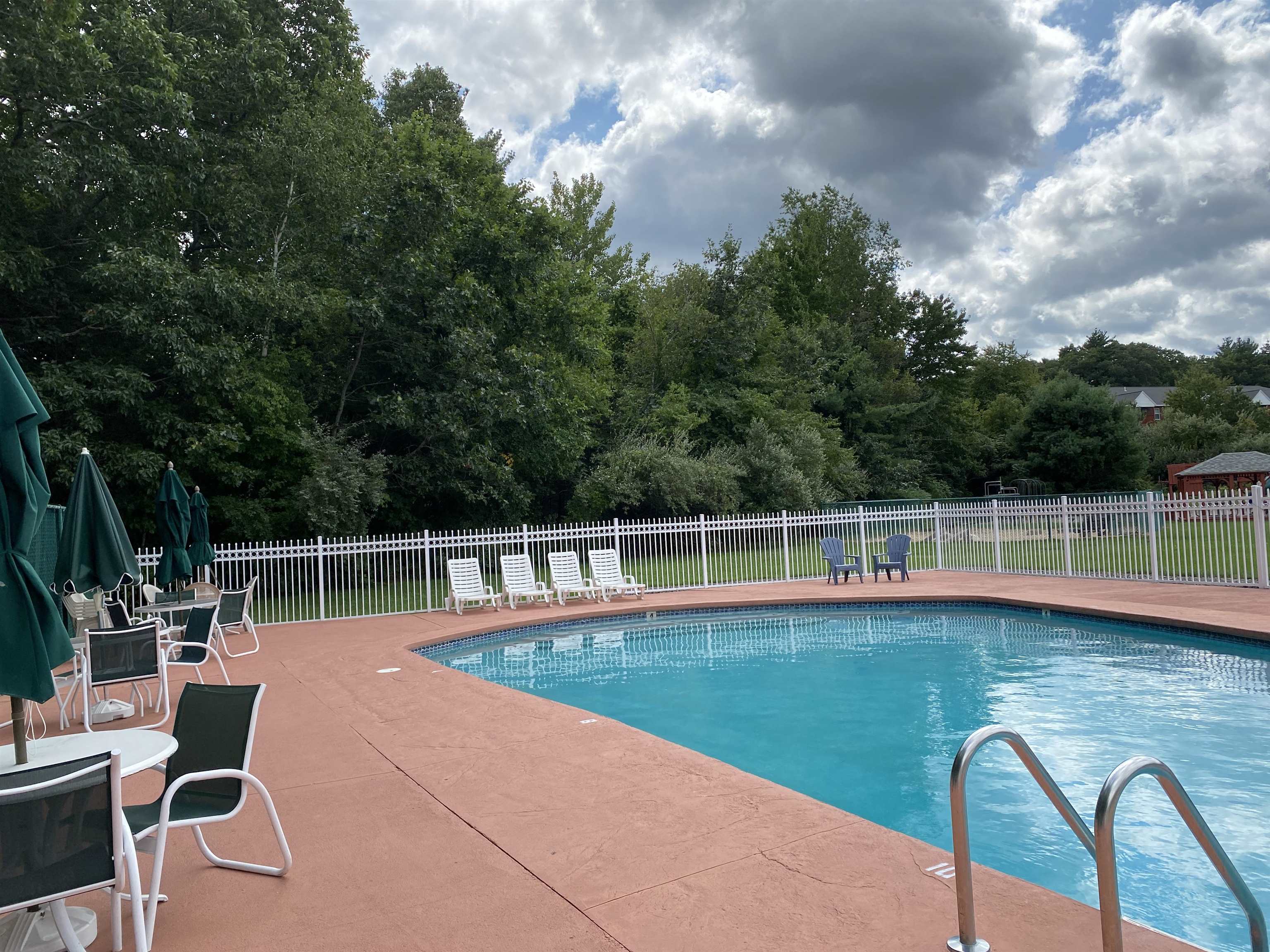 property viewer photo 37