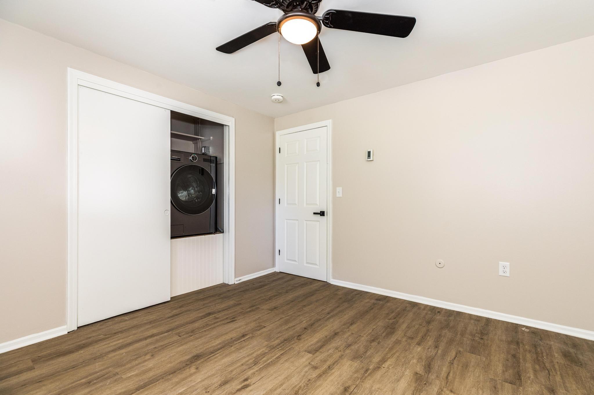 property viewer photo 12