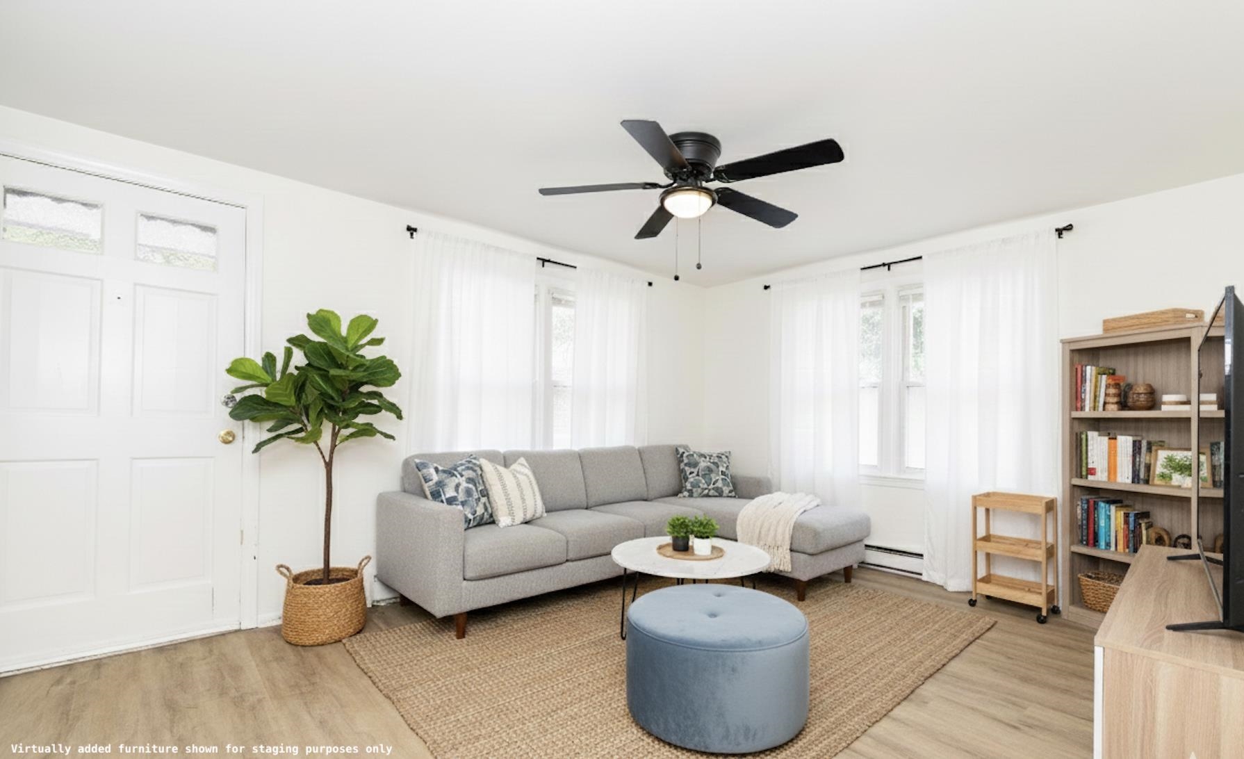 property viewer photo 6