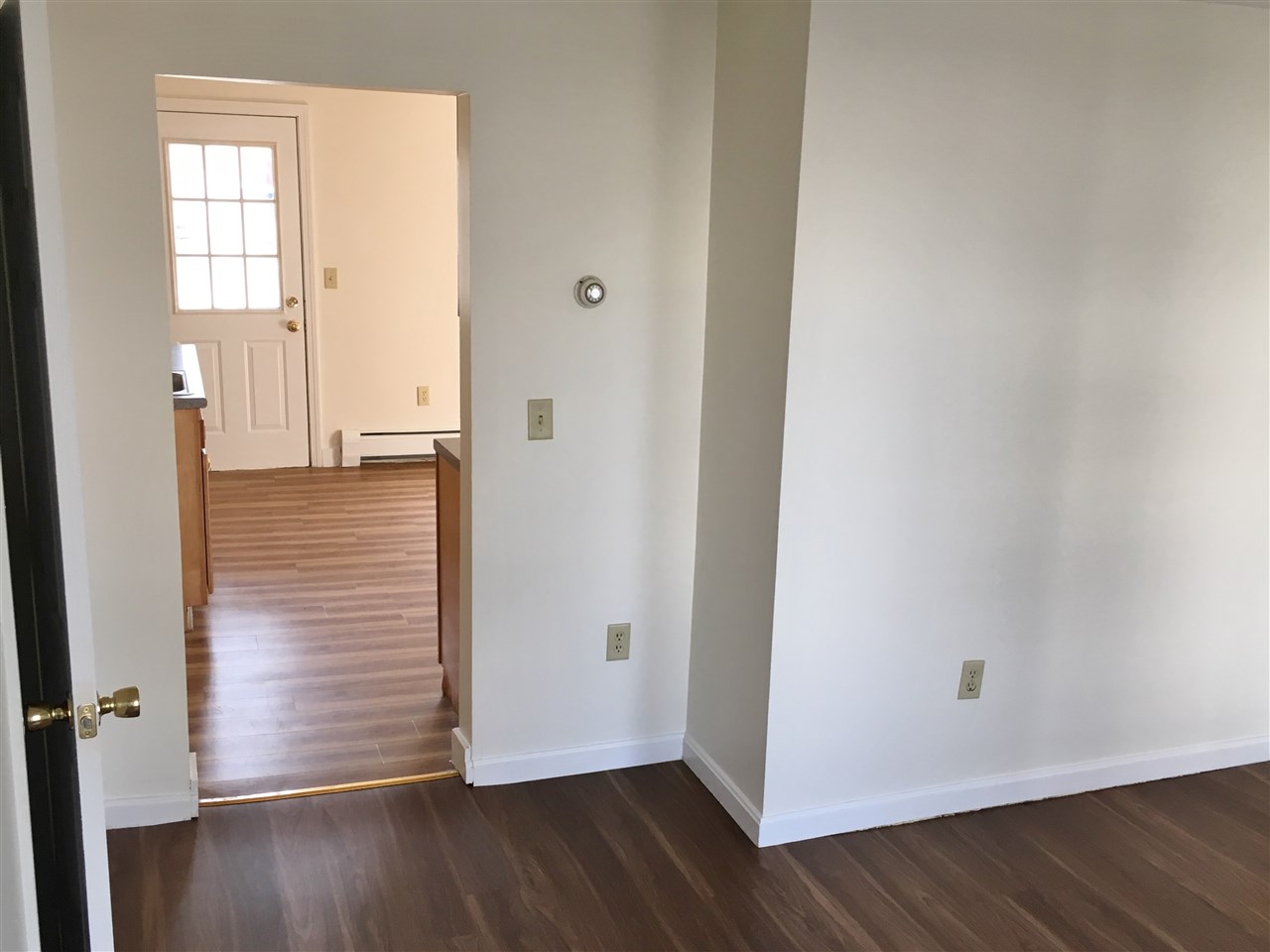 property viewer photo 16