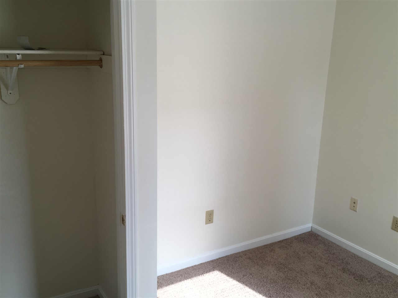 property viewer photo 23
