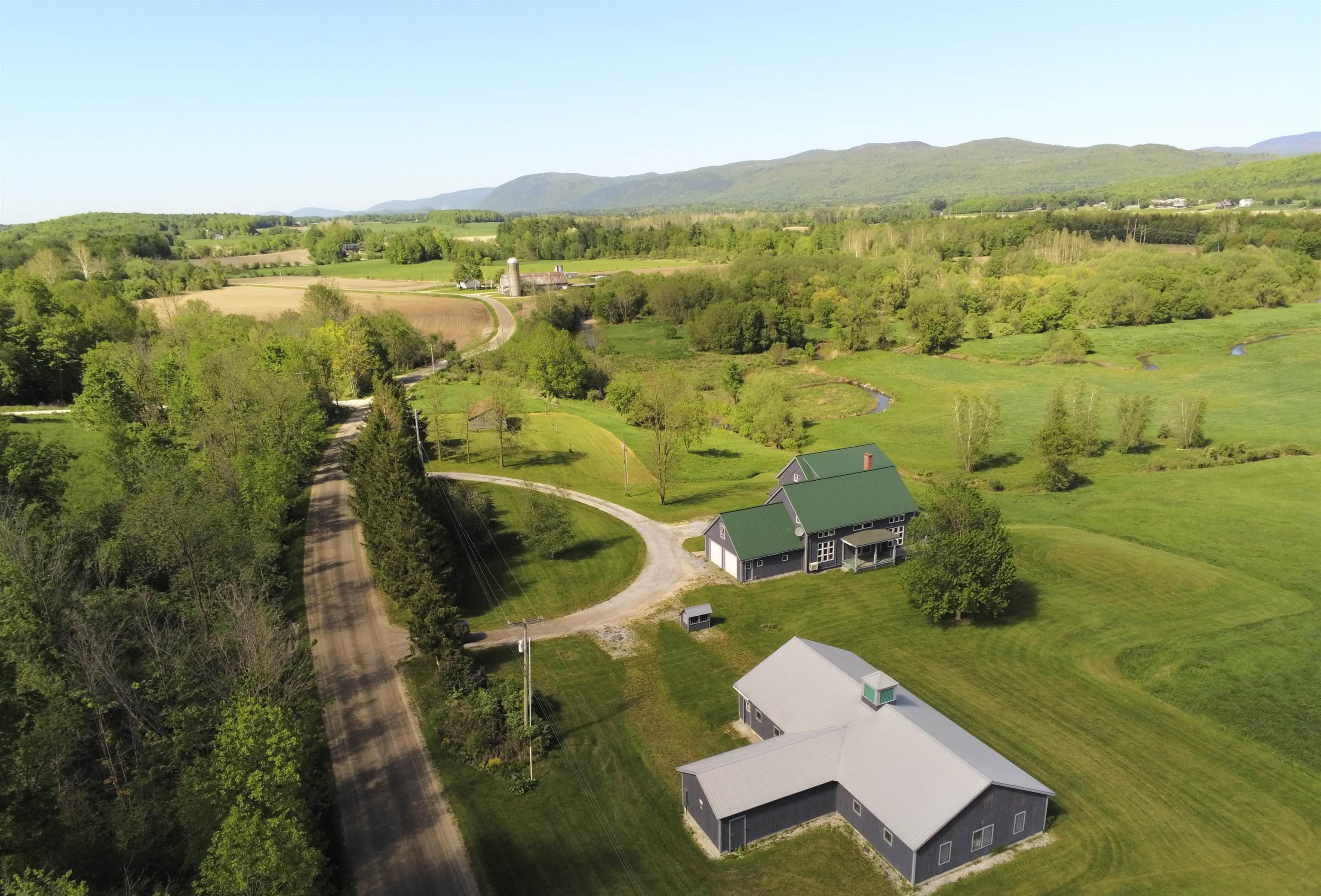 main property photo 3