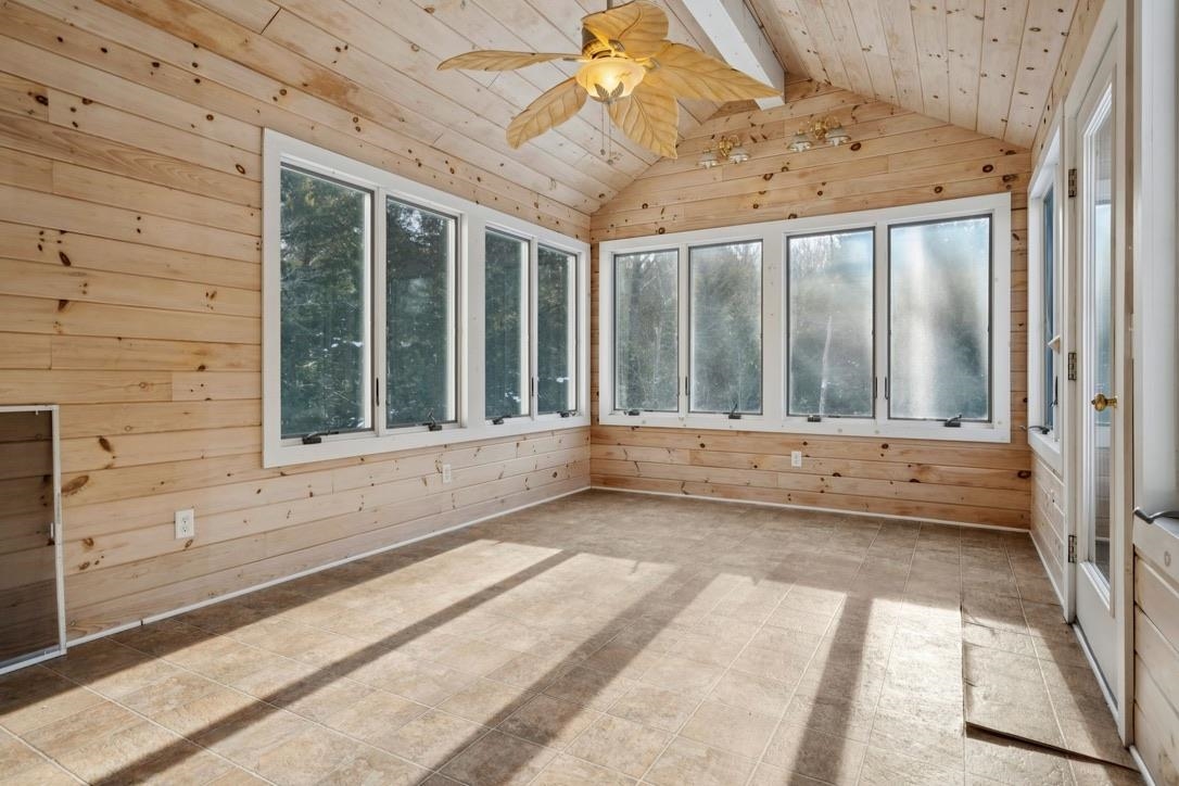 property viewer photo 19