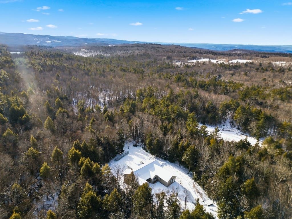 property viewer photo 36