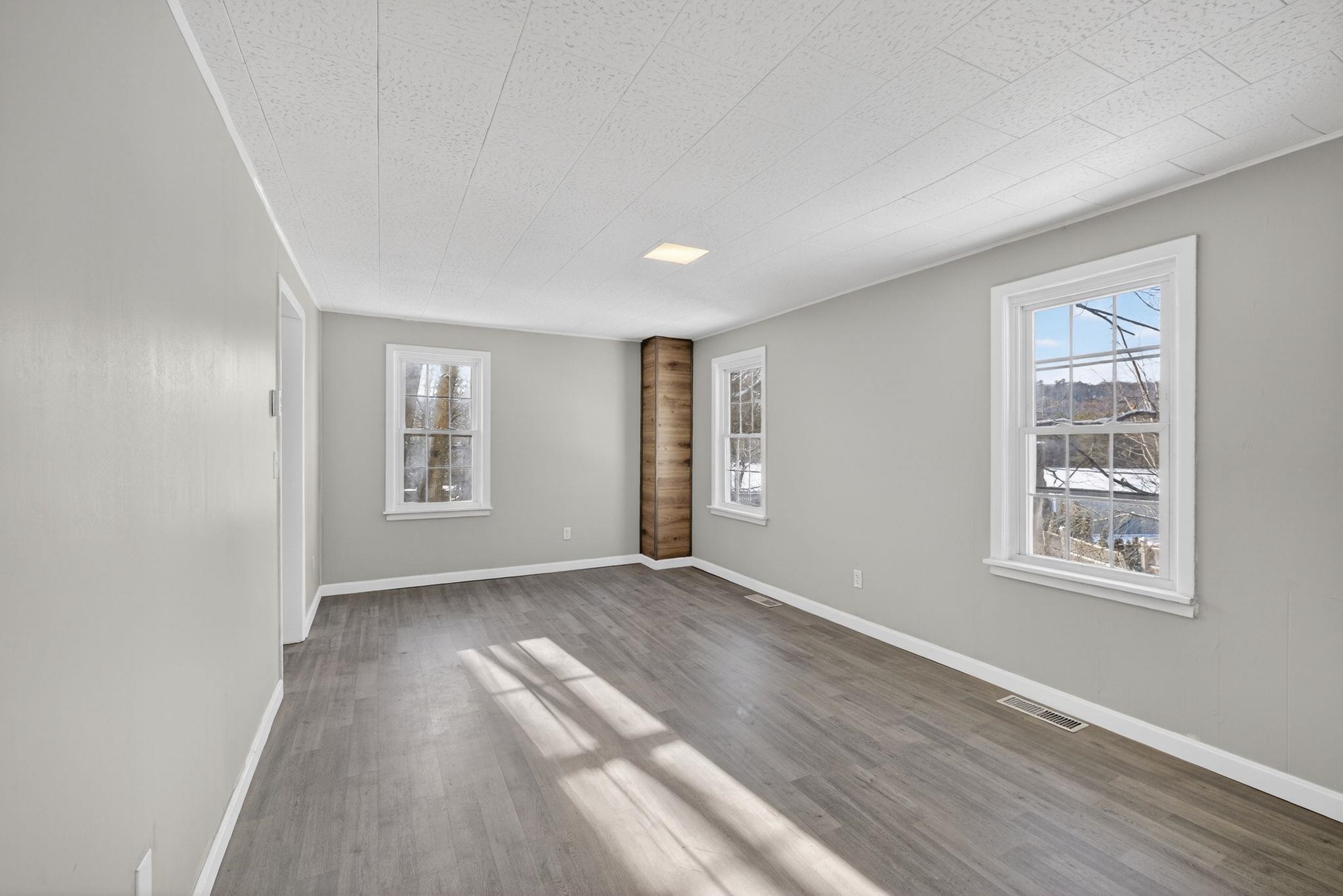 property viewer photo 10