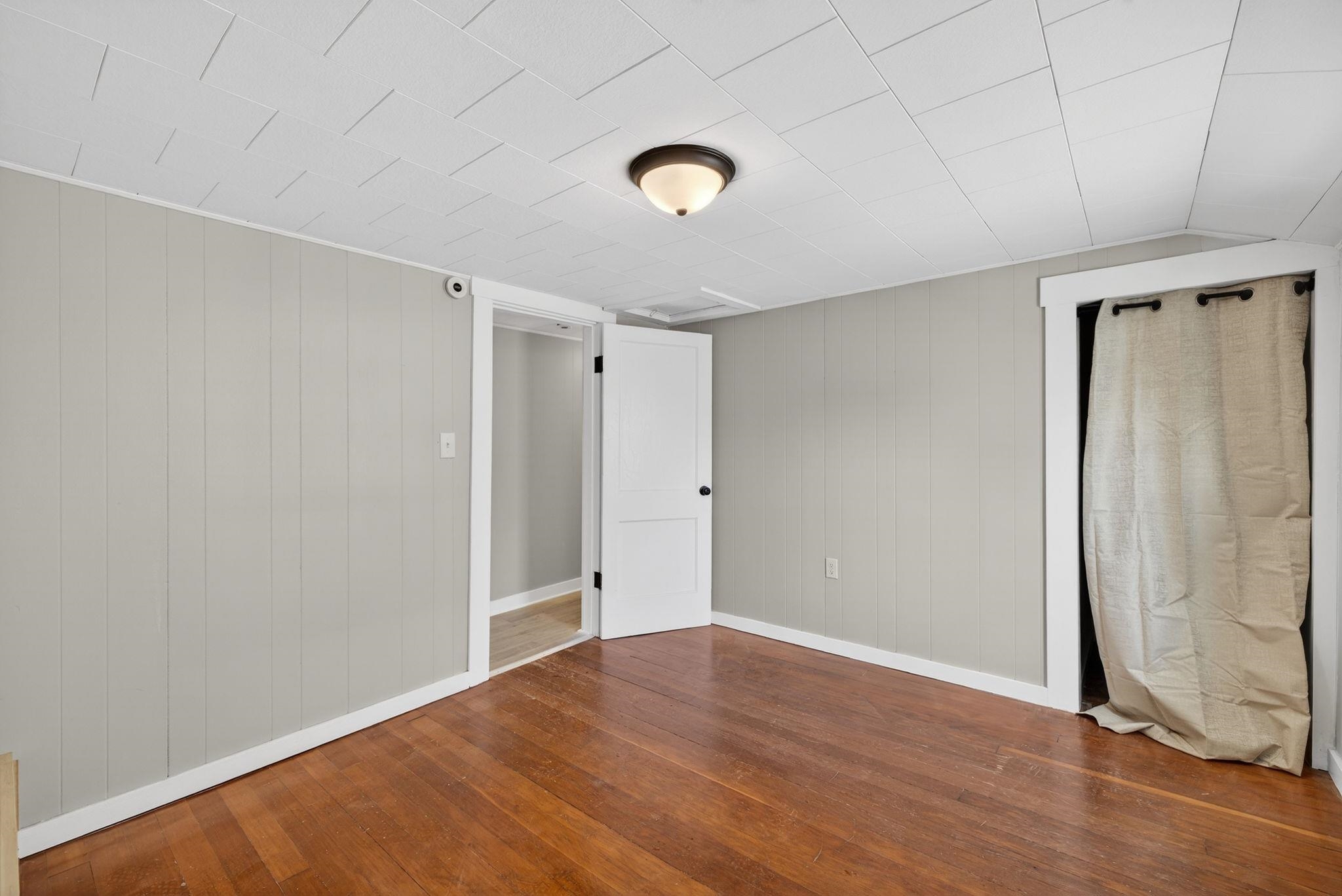 property viewer photo 16