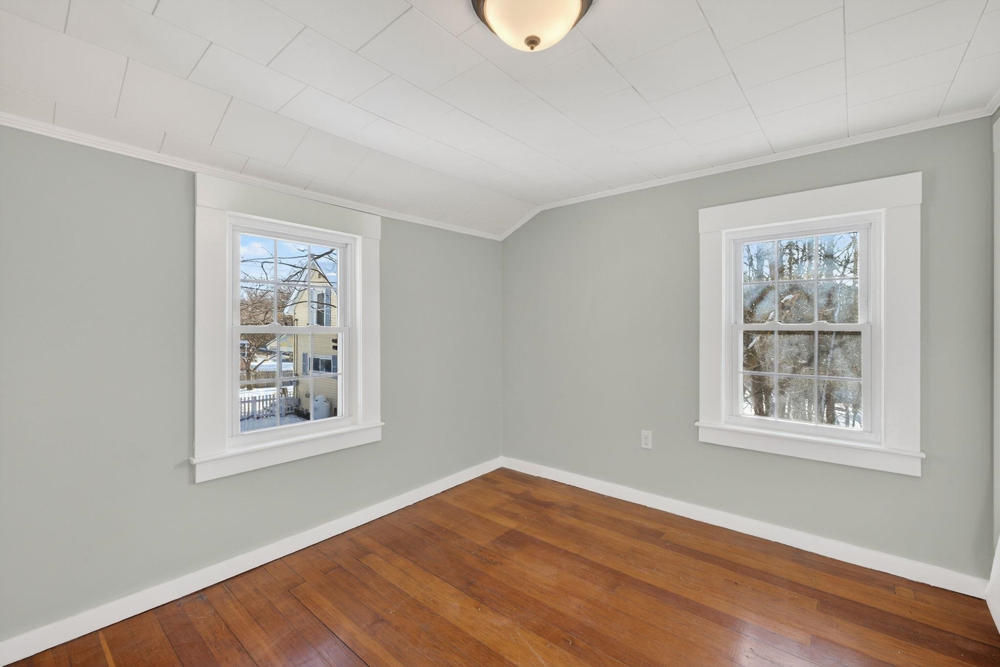 property viewer photo 20