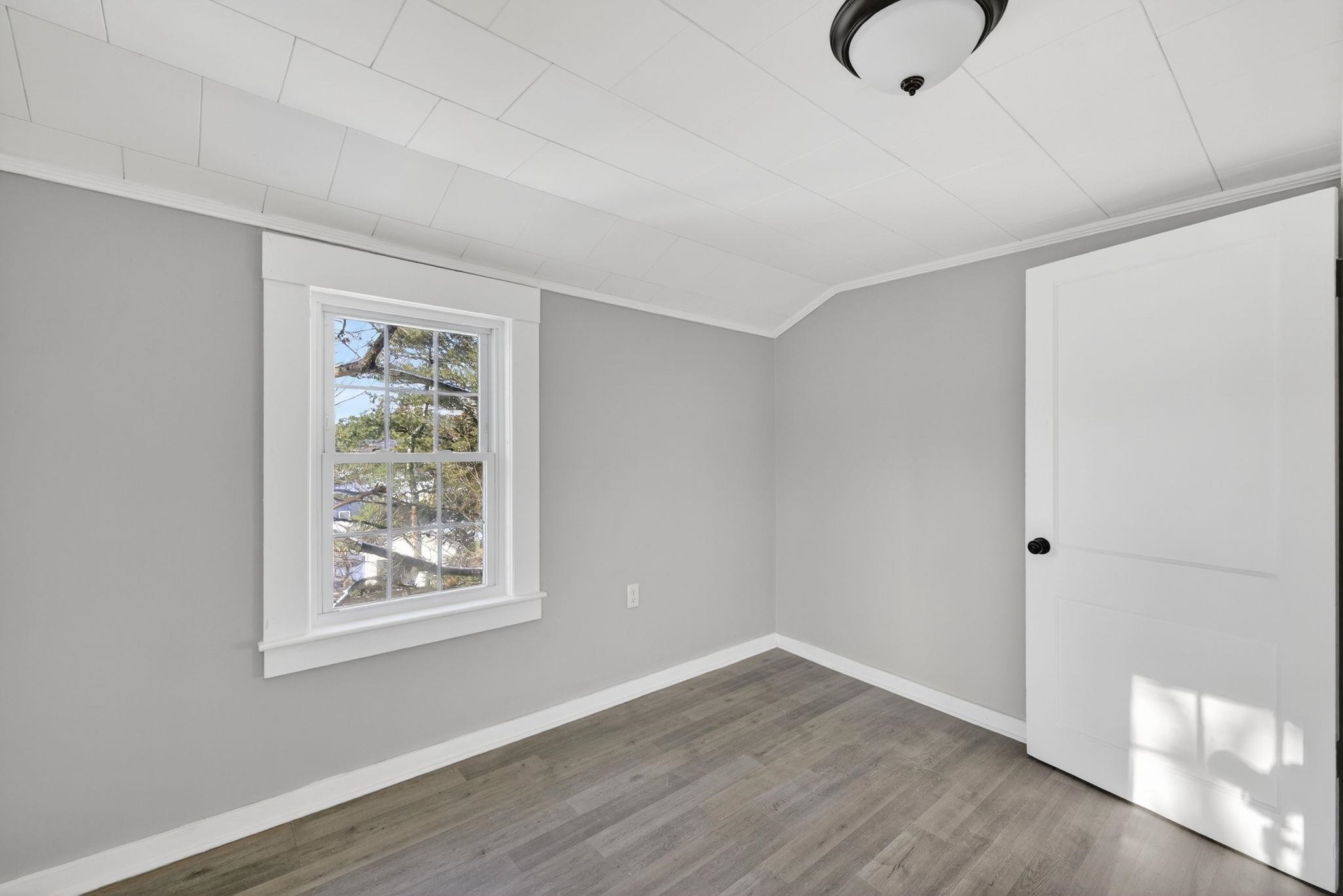 property viewer photo 25