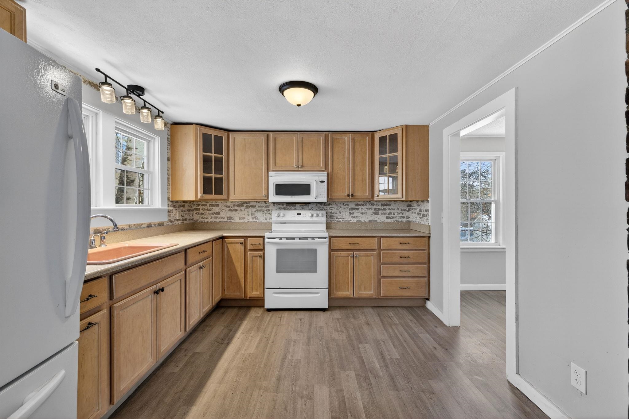 property viewer photo 5