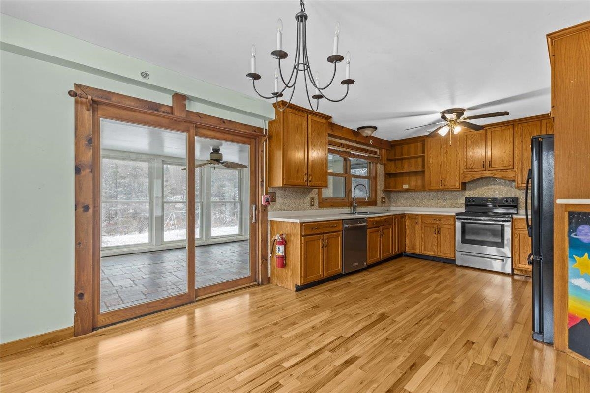 property viewer photo 6