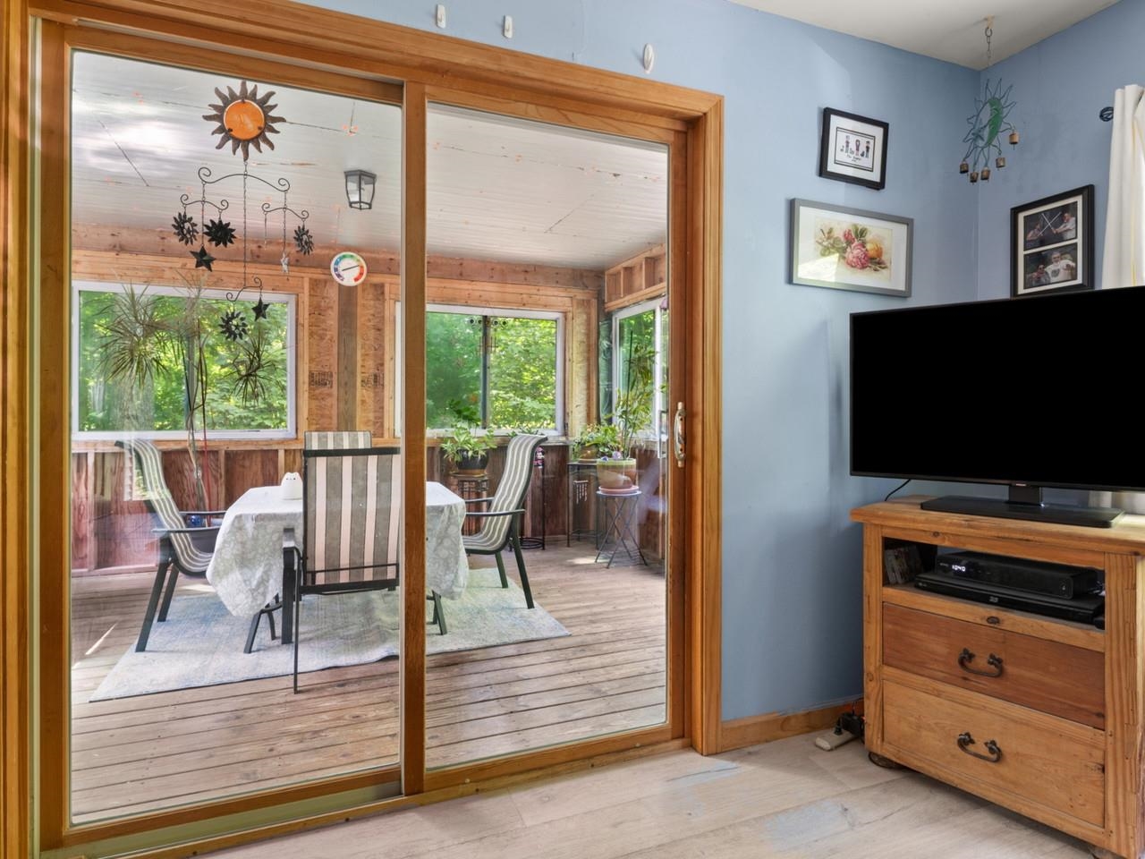 property viewer photo 12