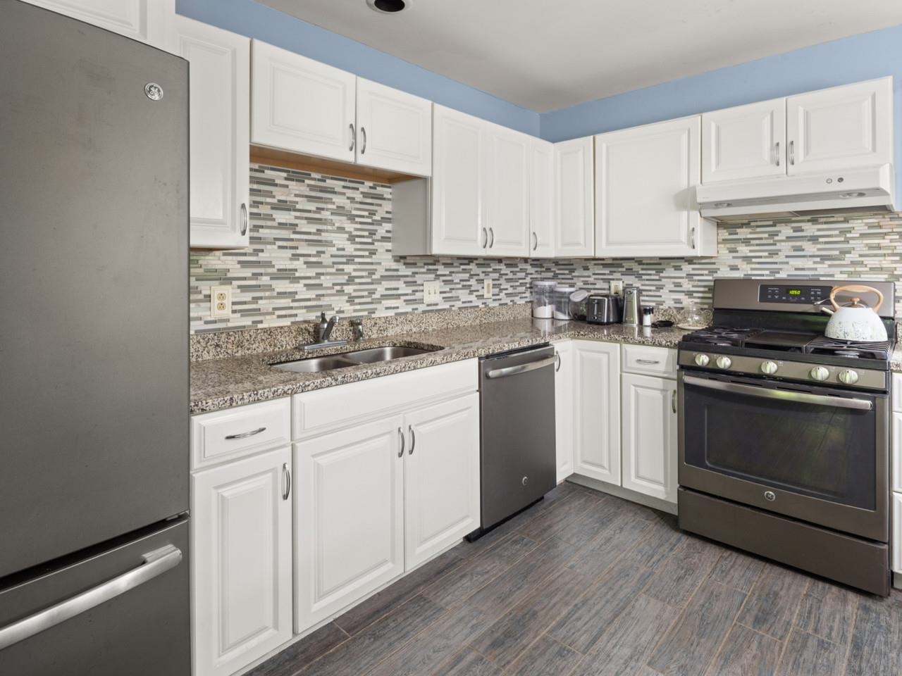 property viewer photo 5