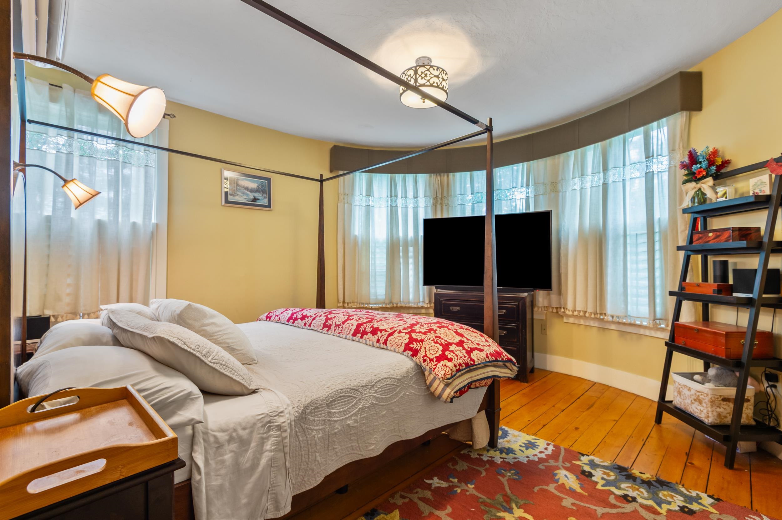 main property photo 16