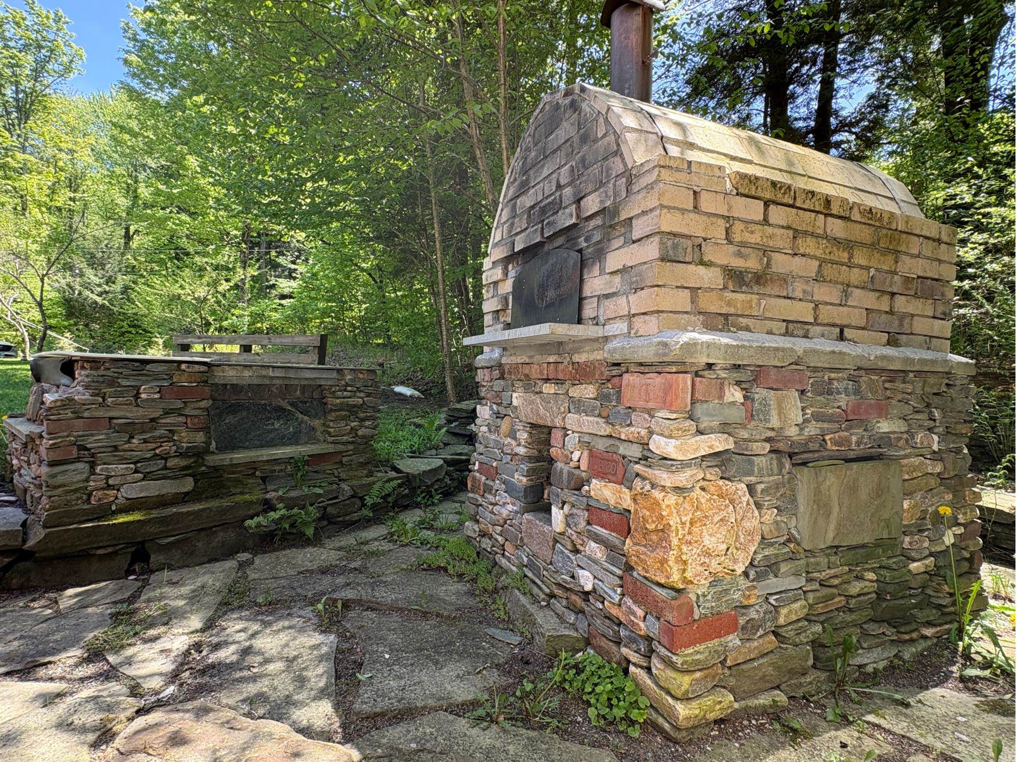 main property photo 5