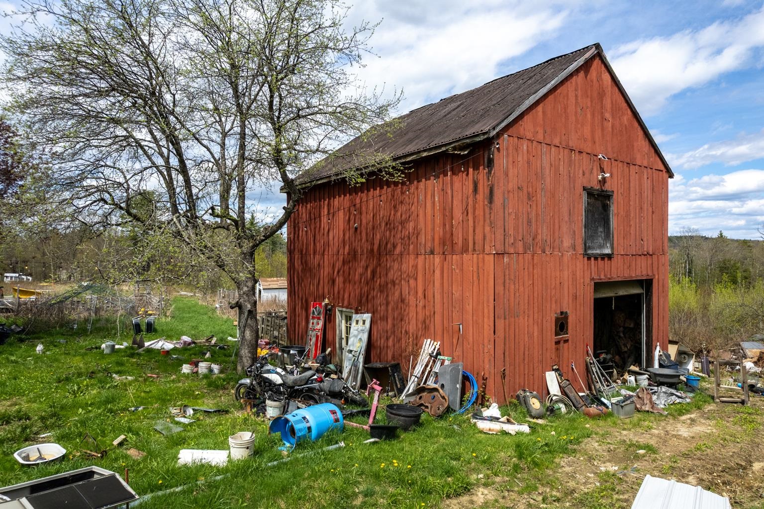 main property photo 33