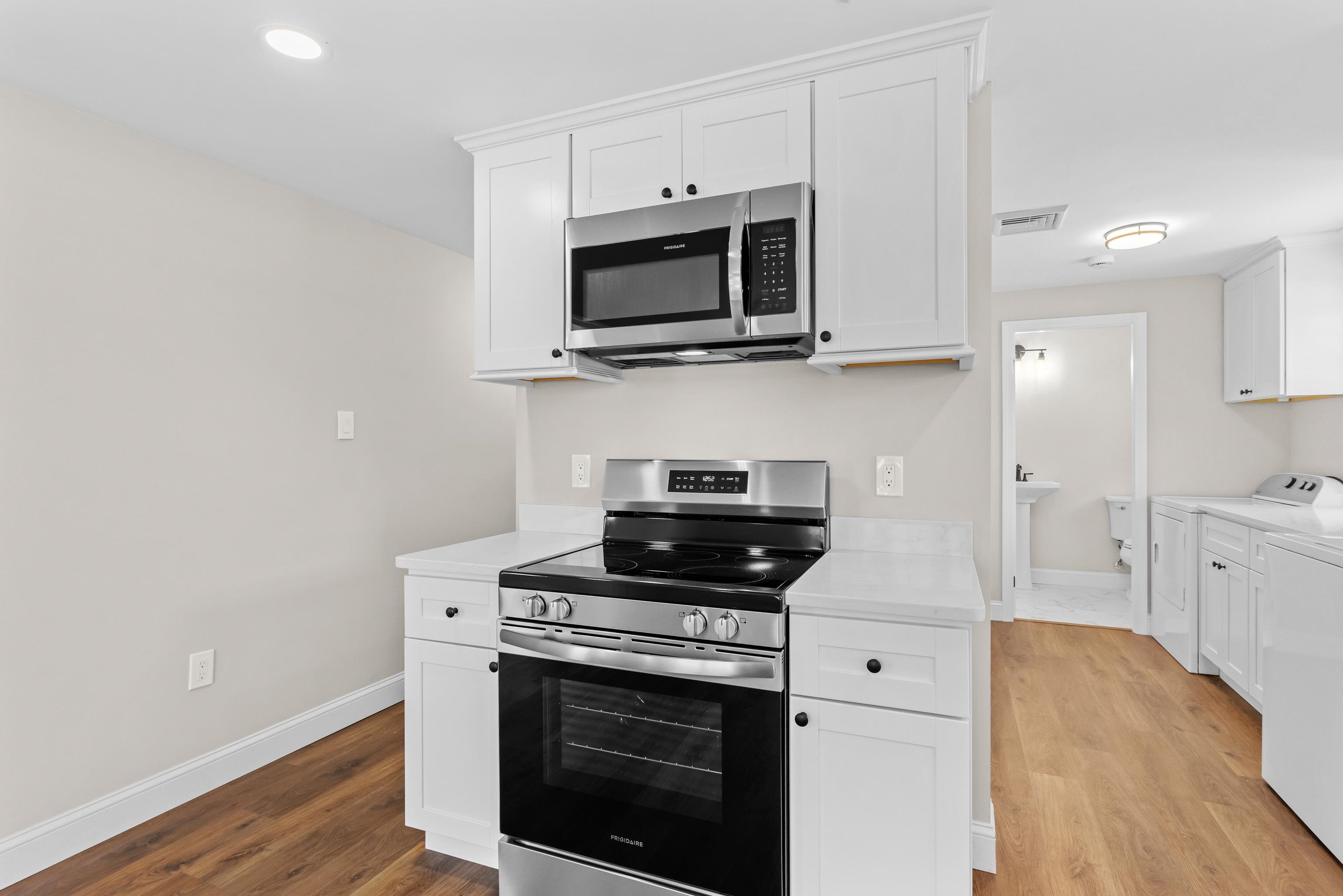 property viewer photo 13