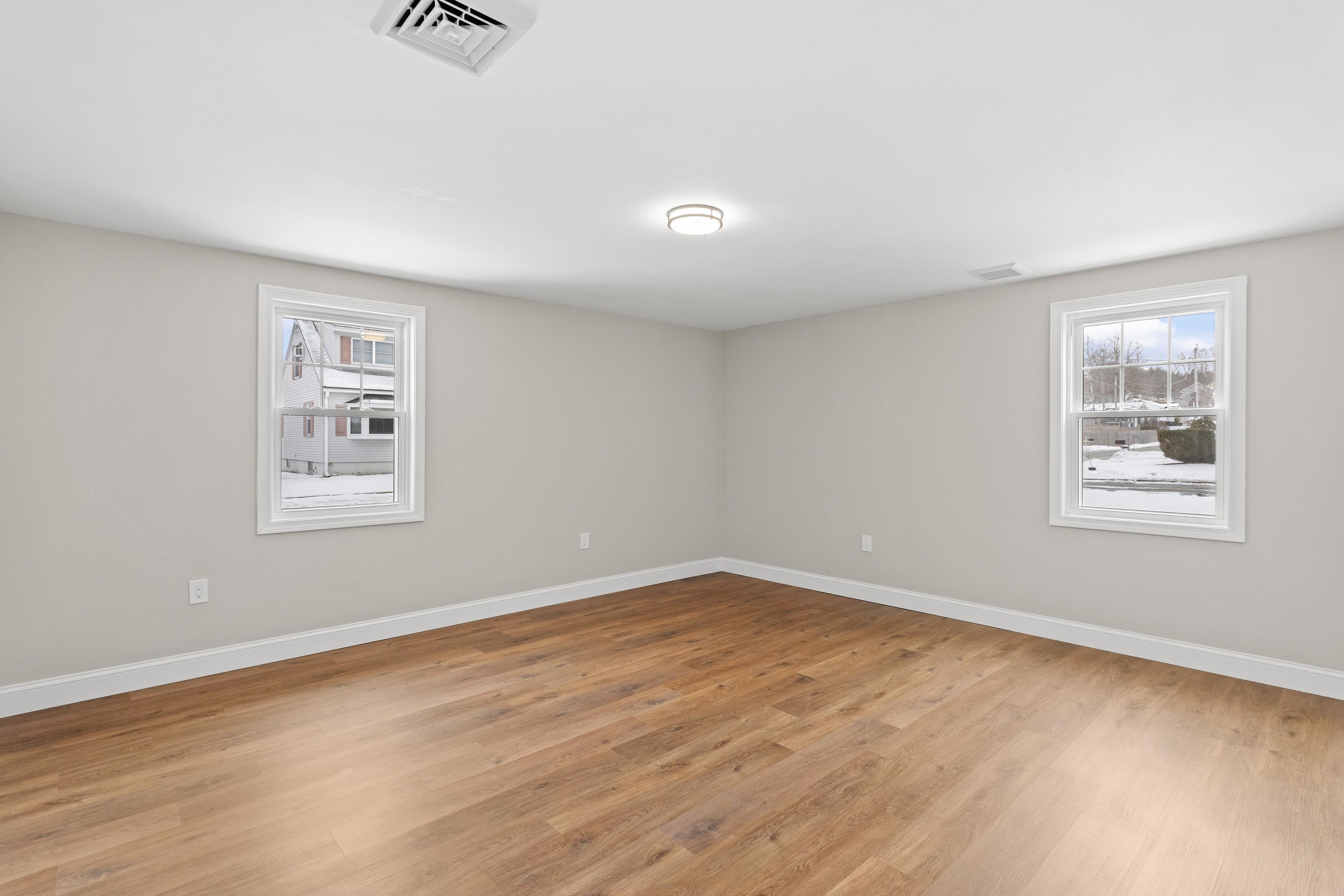 property viewer photo 24