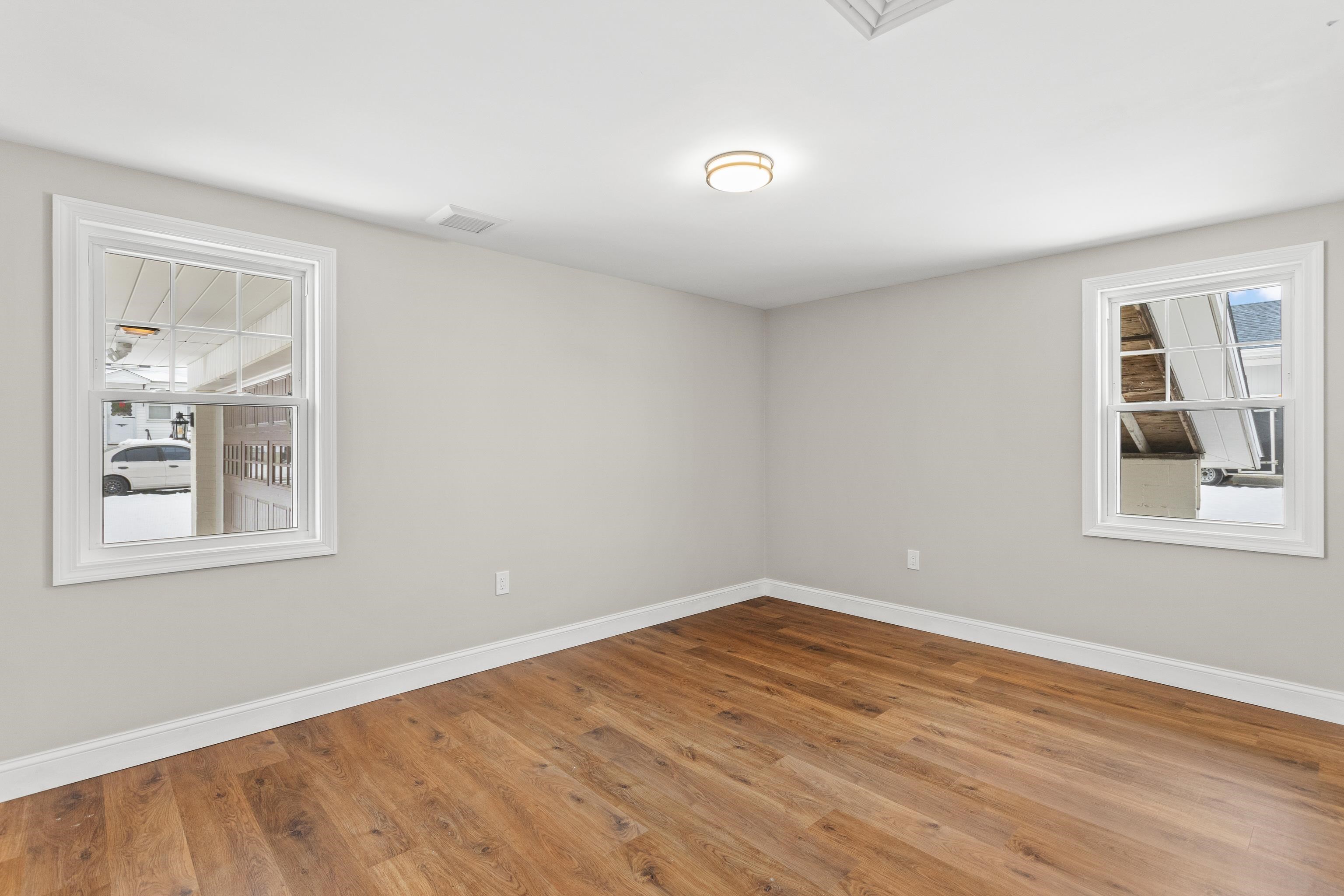 property viewer photo 30