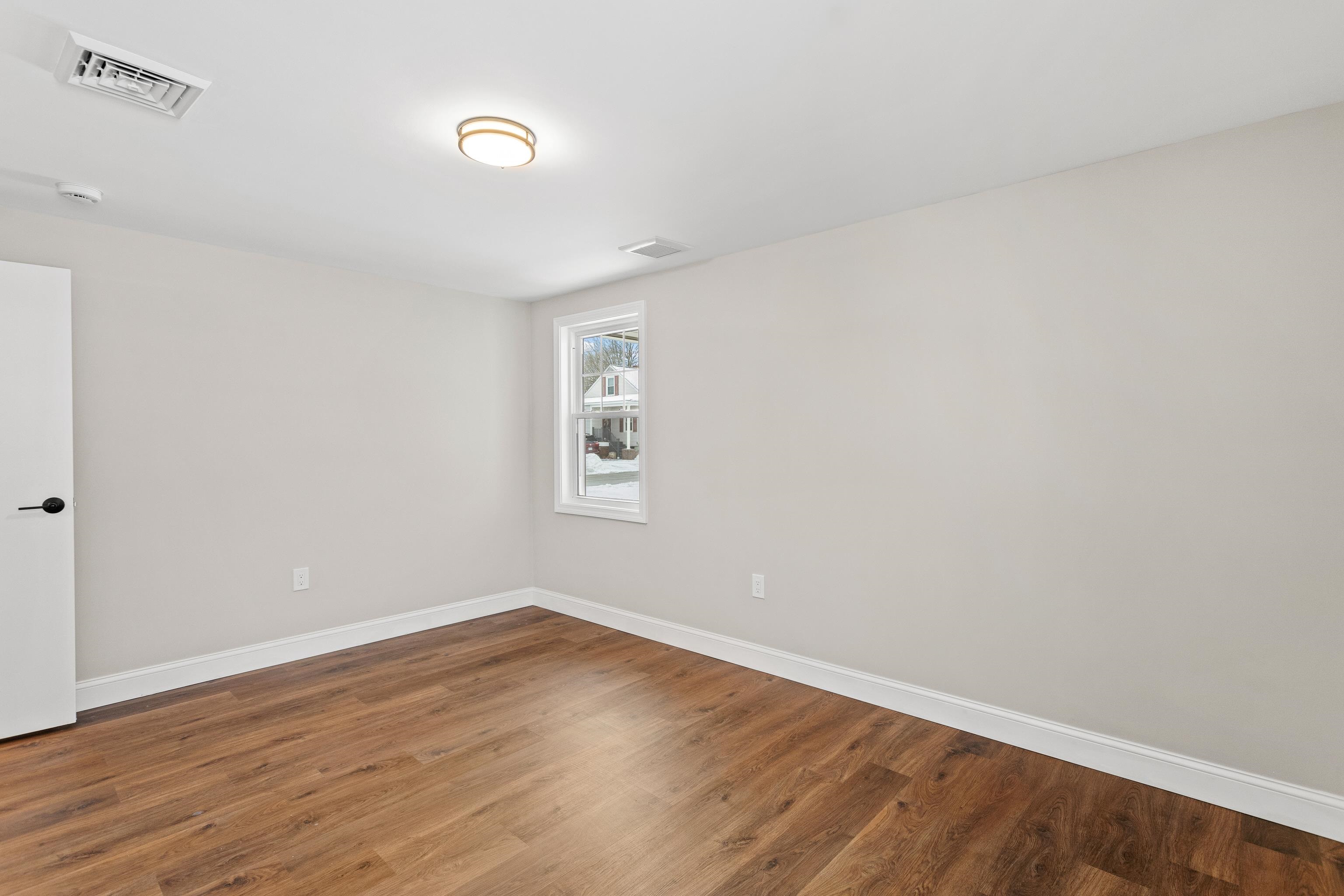 property viewer photo 33