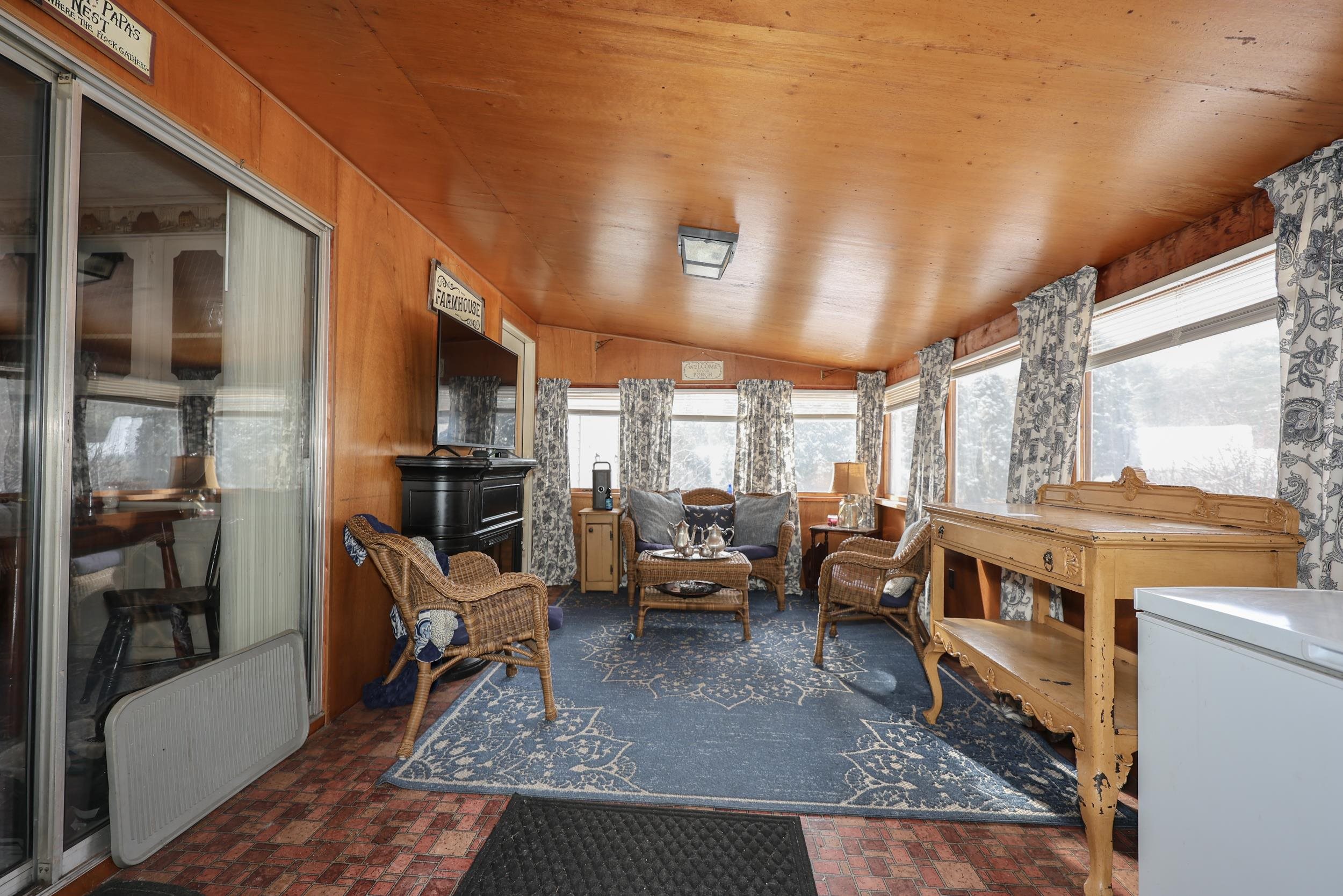property viewer photo 4