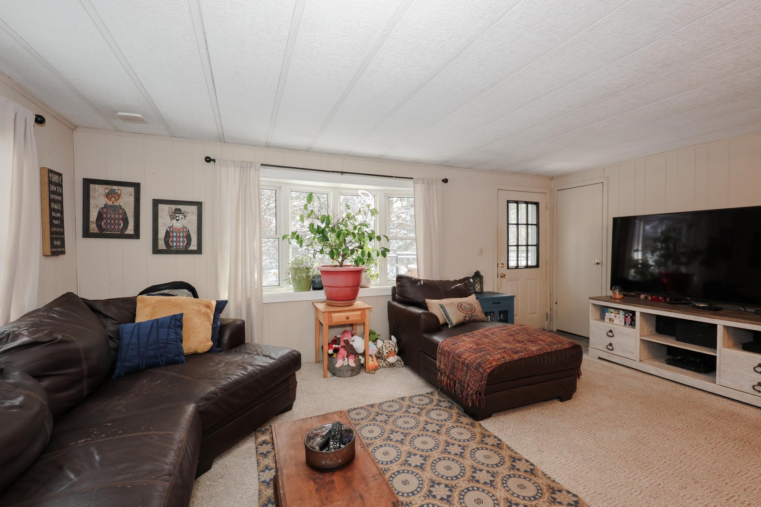 property viewer photo 7