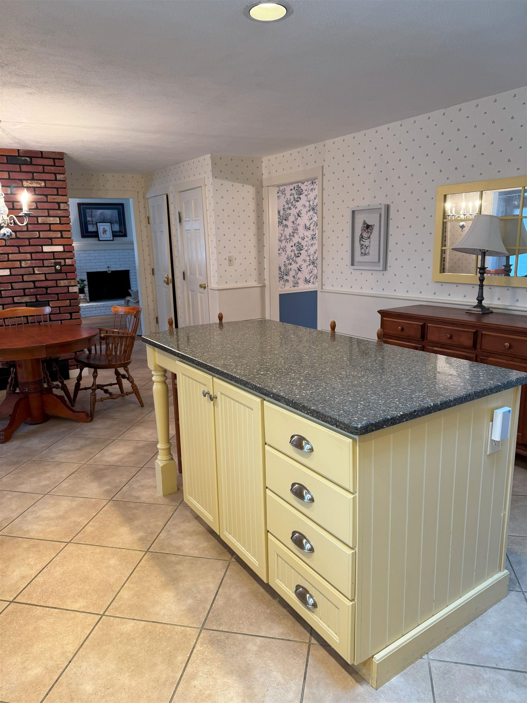 property viewer photo 4