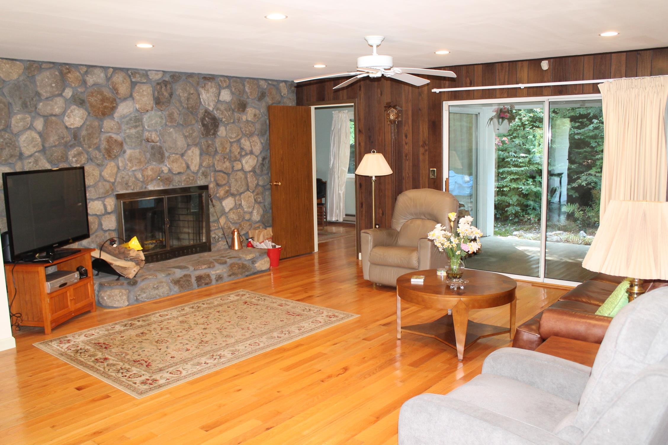 property viewer photo 17
