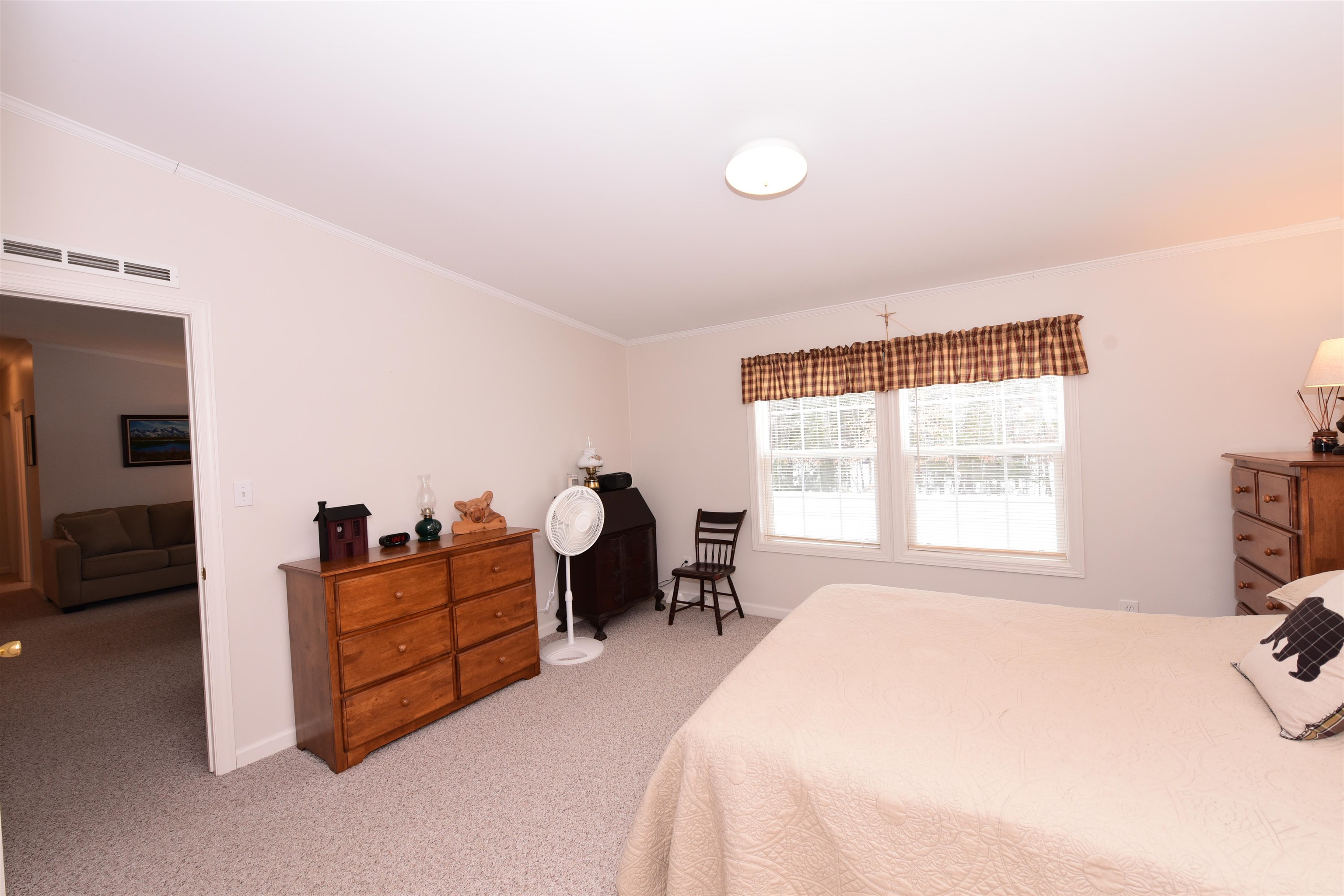 property viewer photo 28