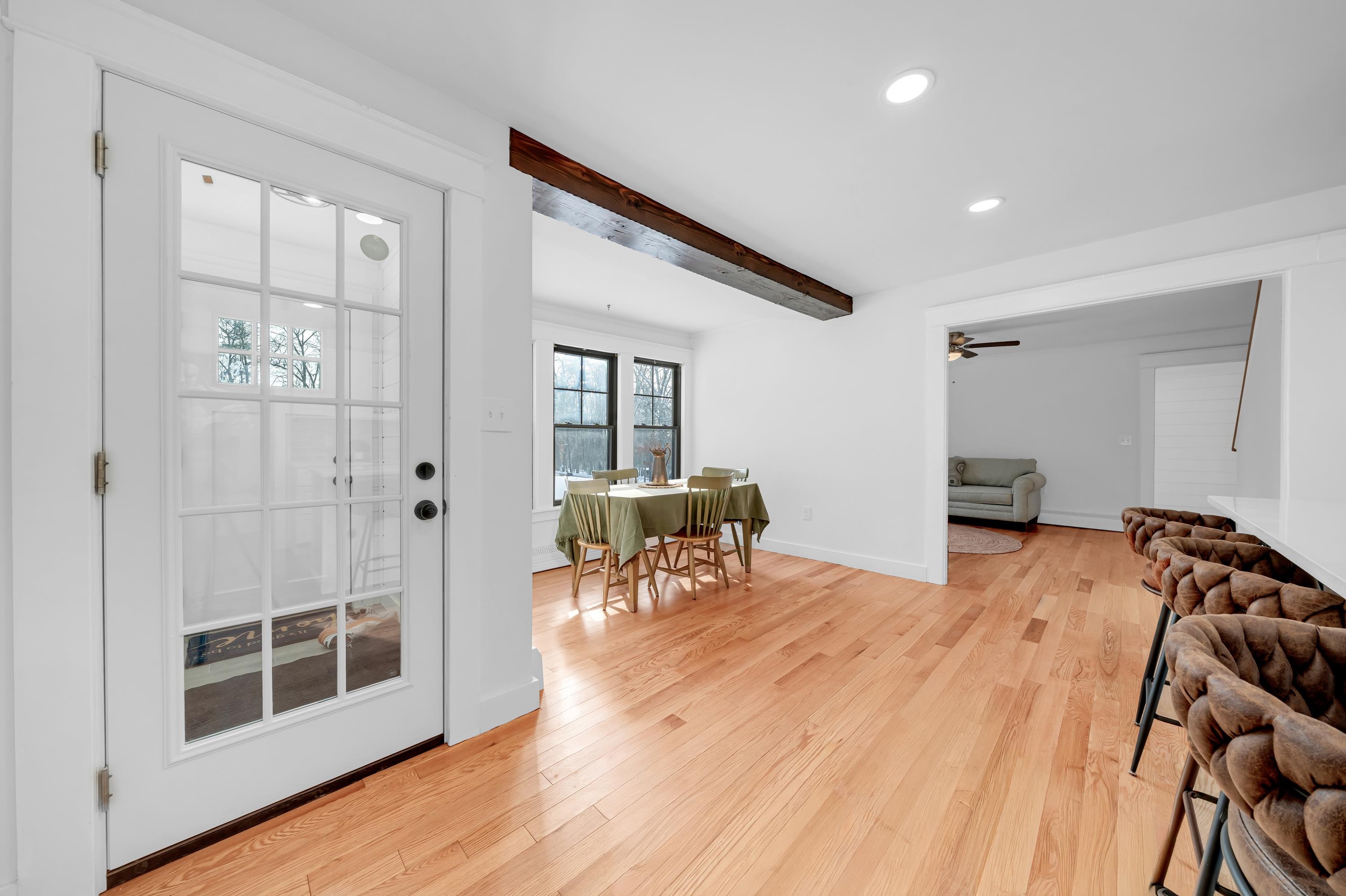 property viewer photo 15