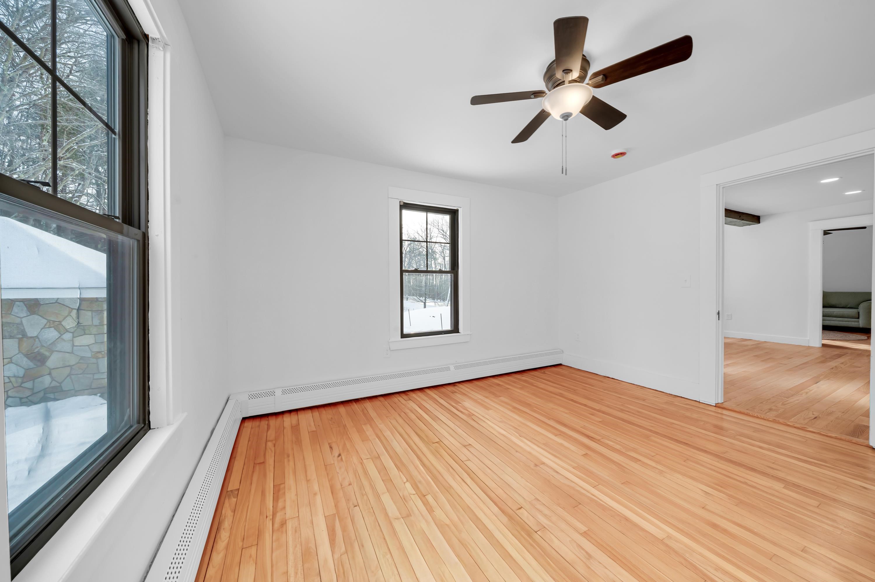 property viewer photo 20