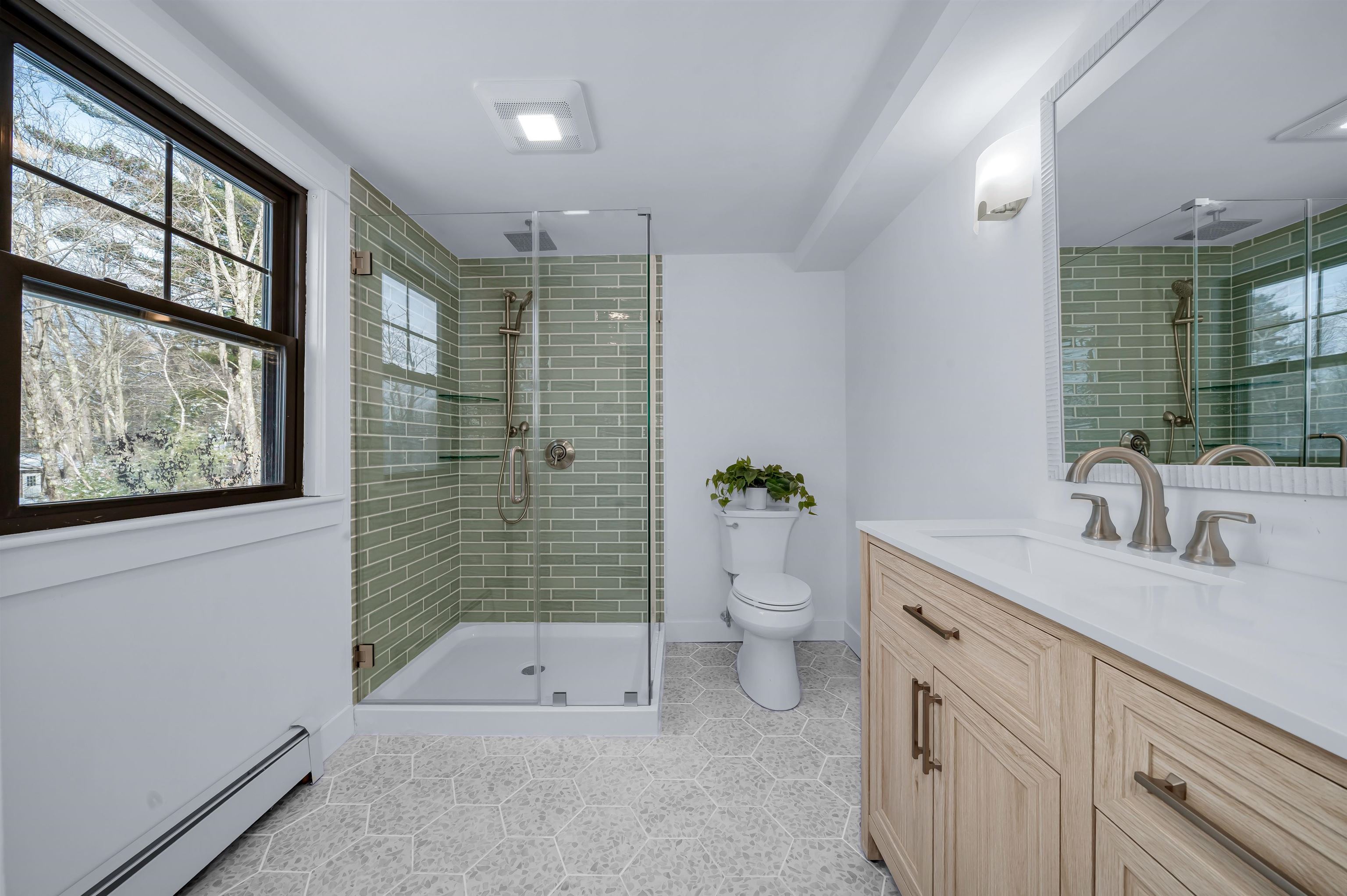 property viewer photo 27