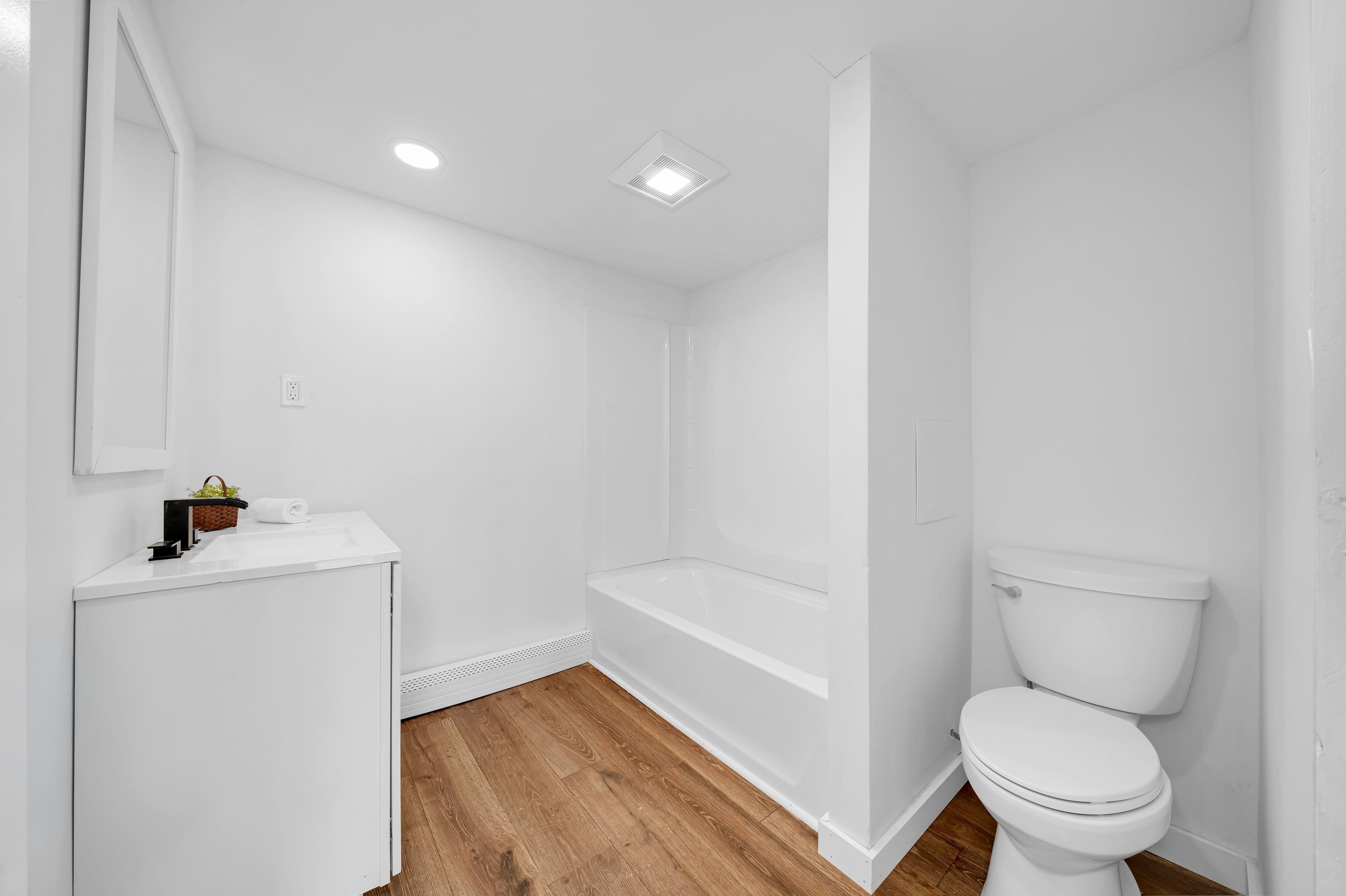 property viewer photo 40