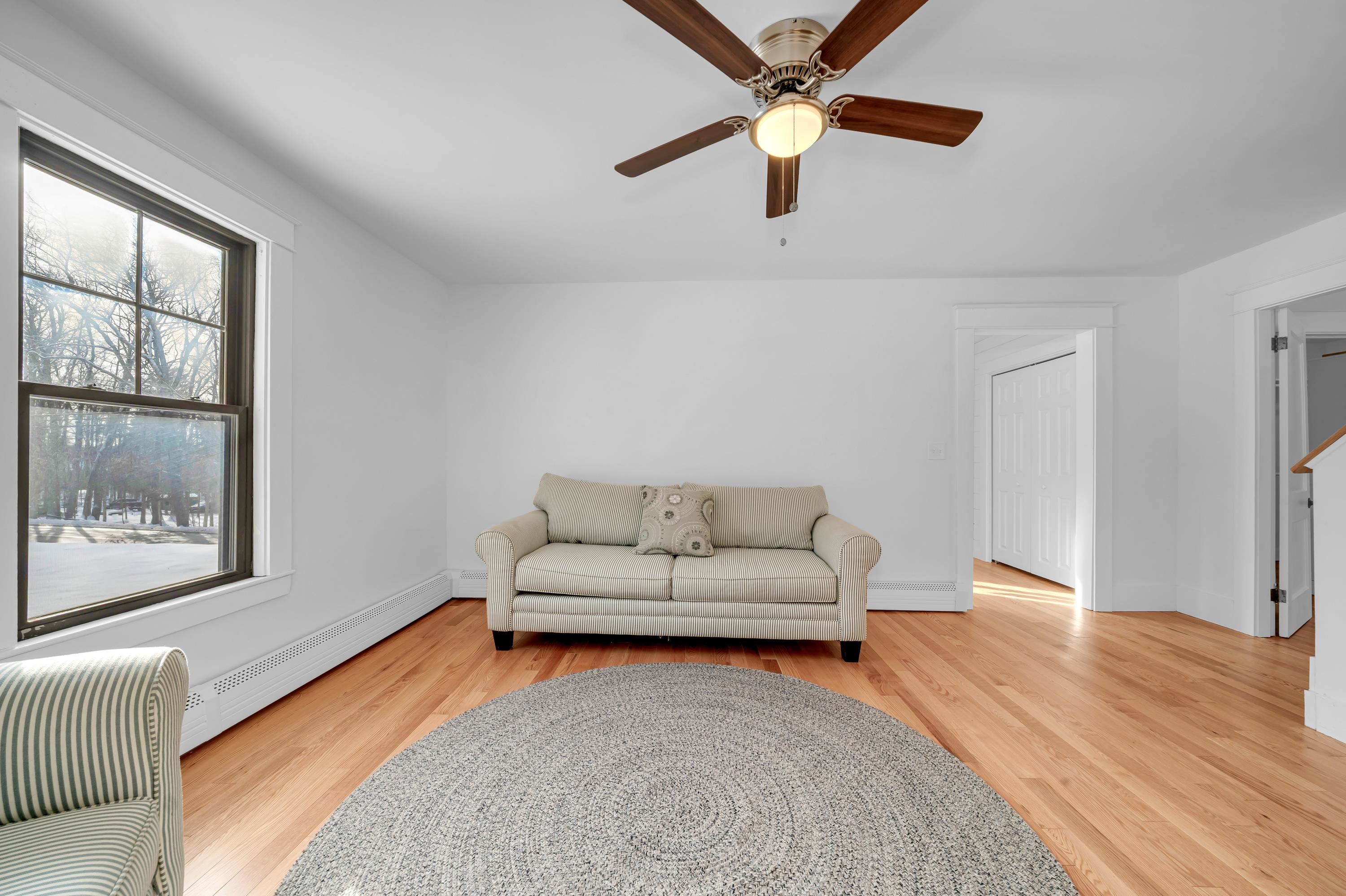 property viewer photo 42