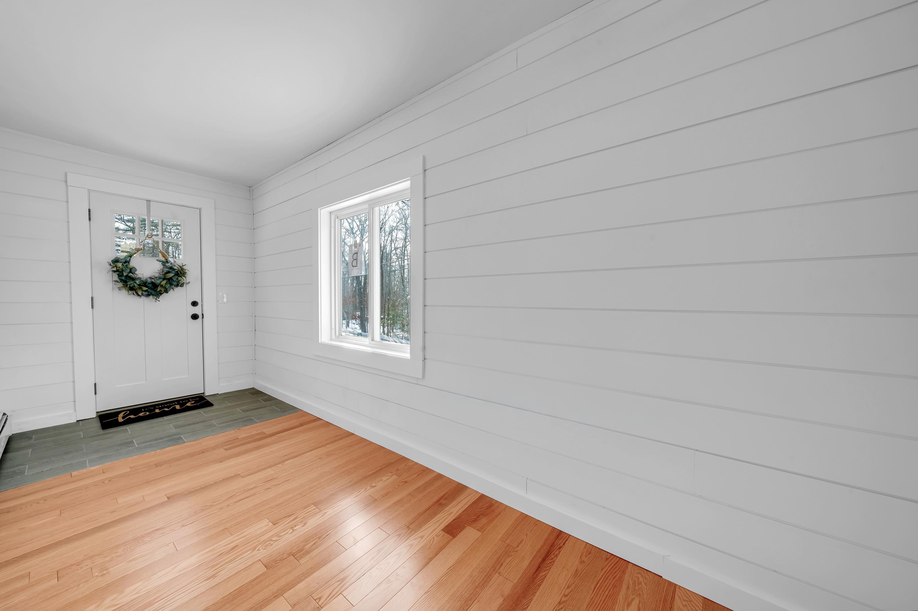 property viewer photo 44