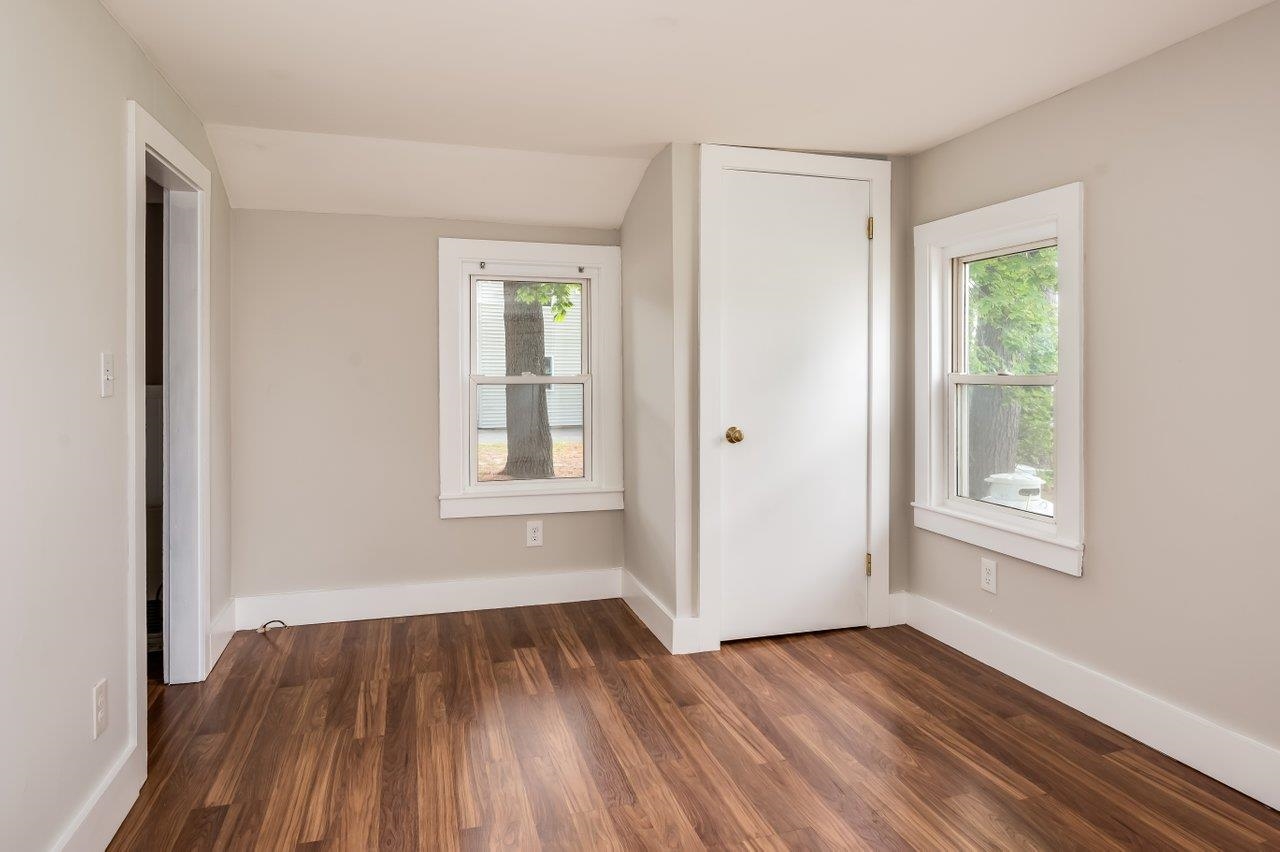 property viewer photo 13