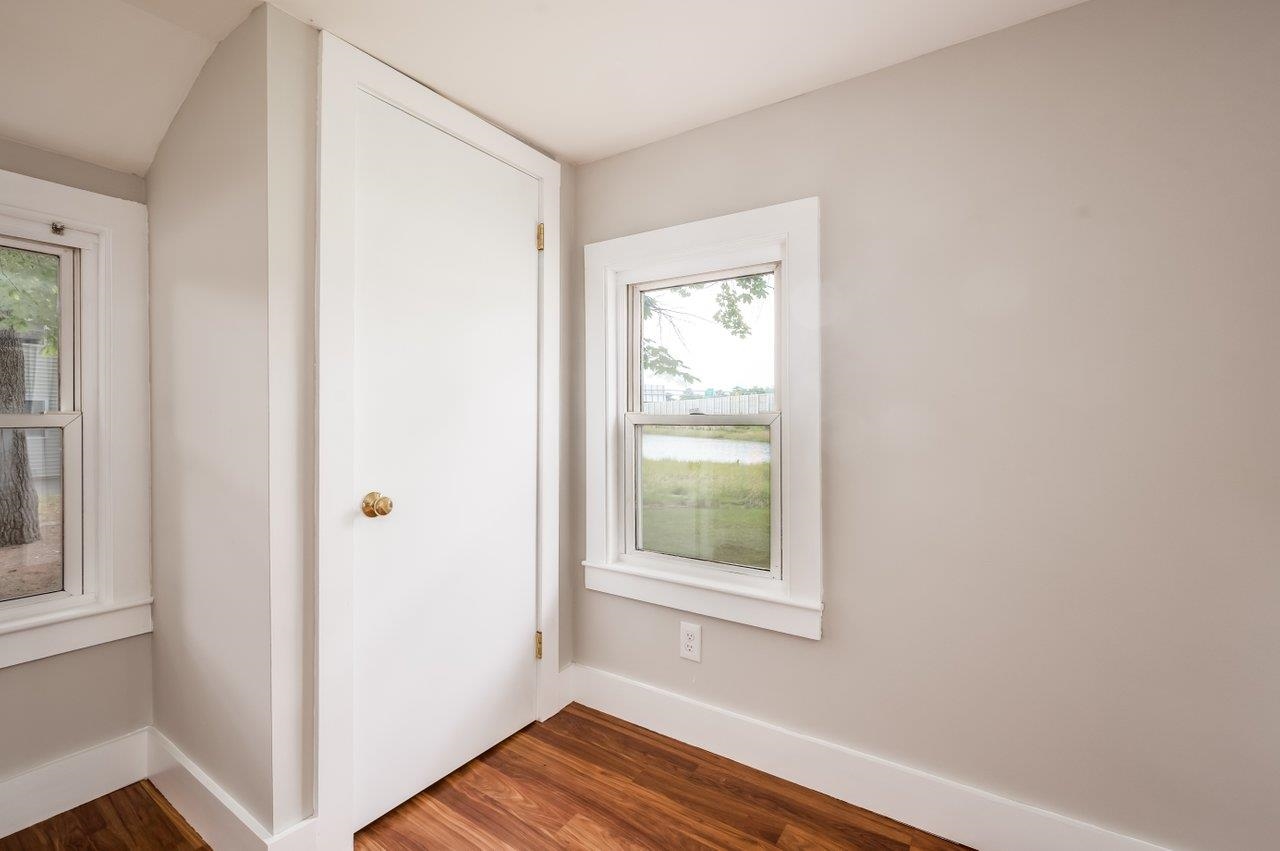 property viewer photo 15