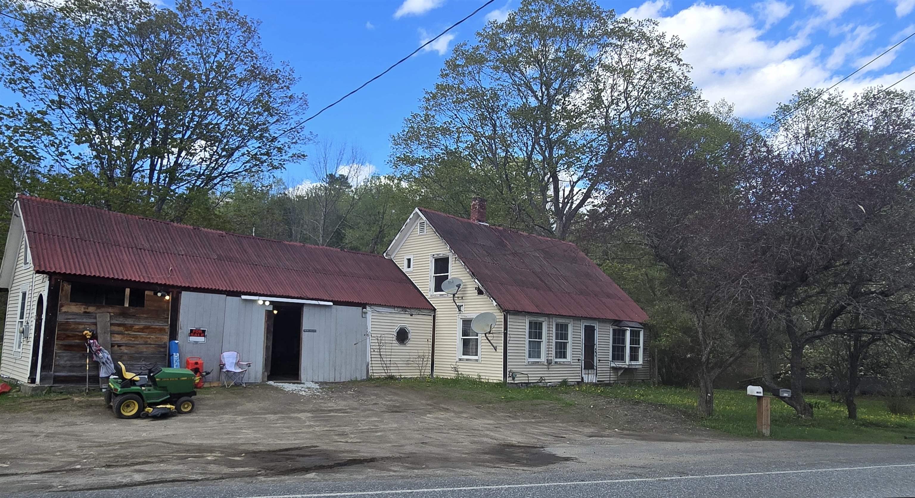 main property photo 19
