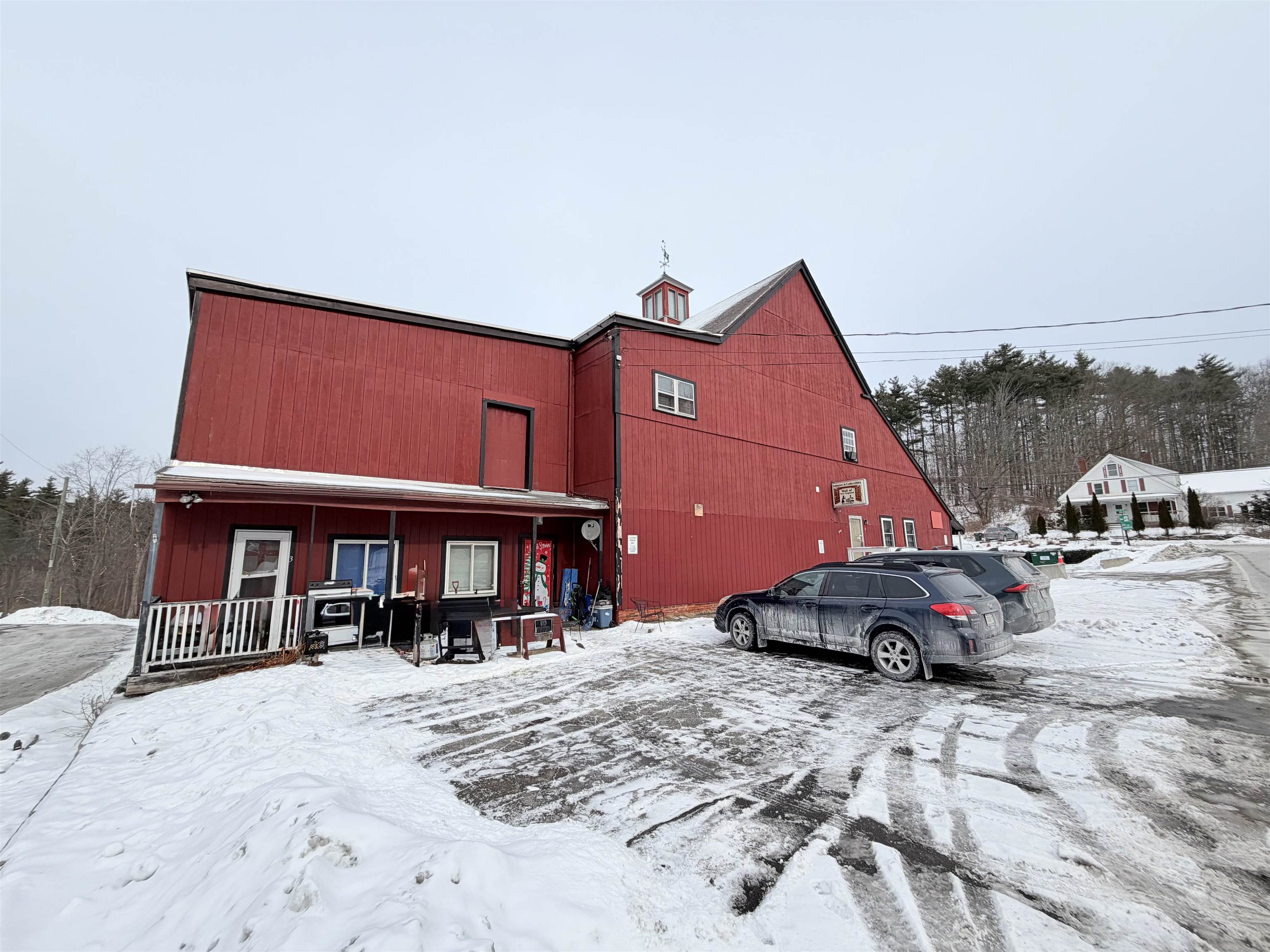 main property photo 6