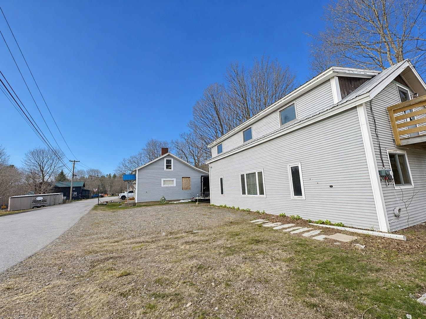 main property photo 23