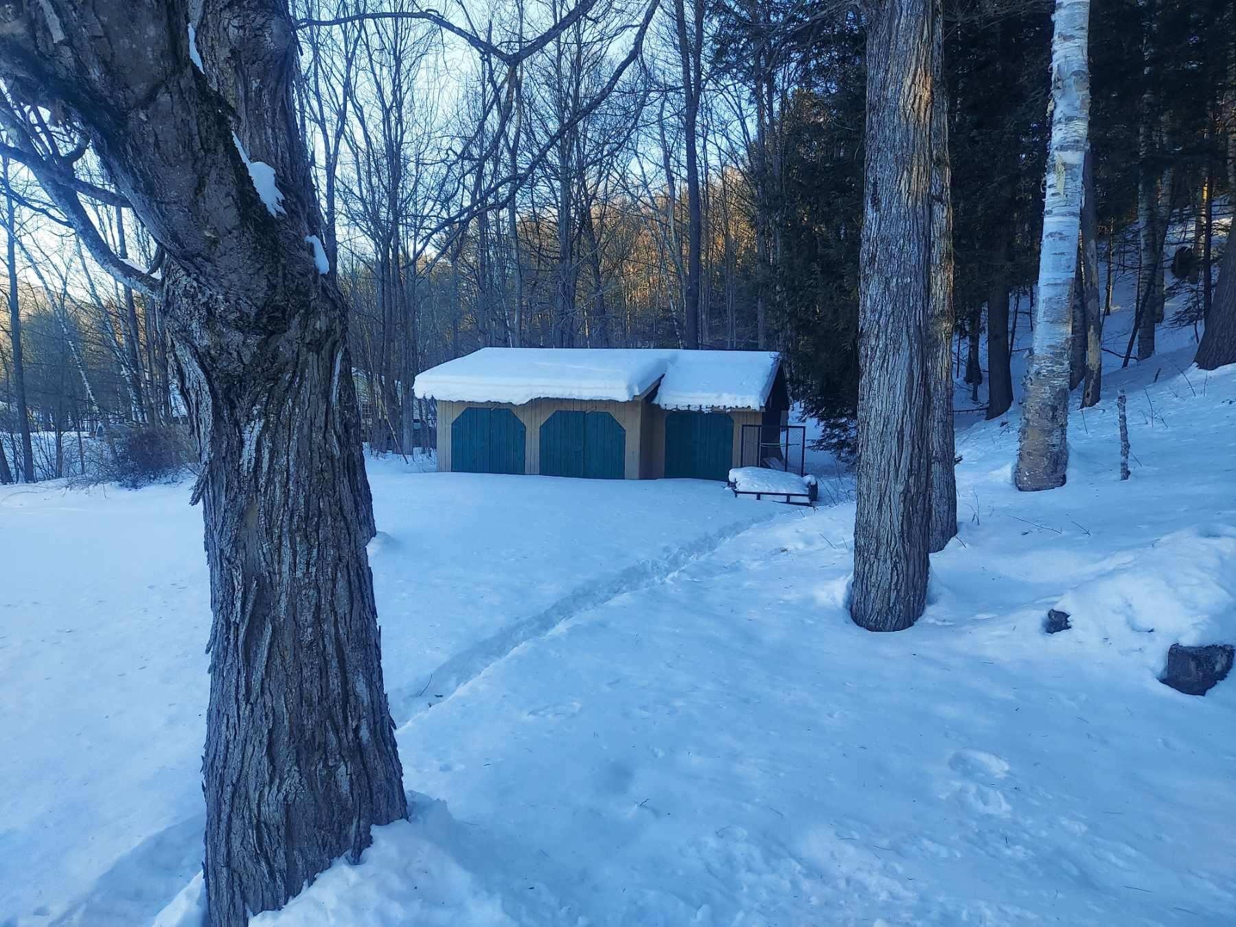 main property photo 51