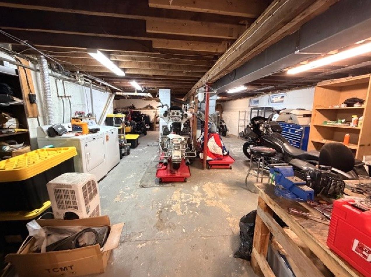 main property photo 20