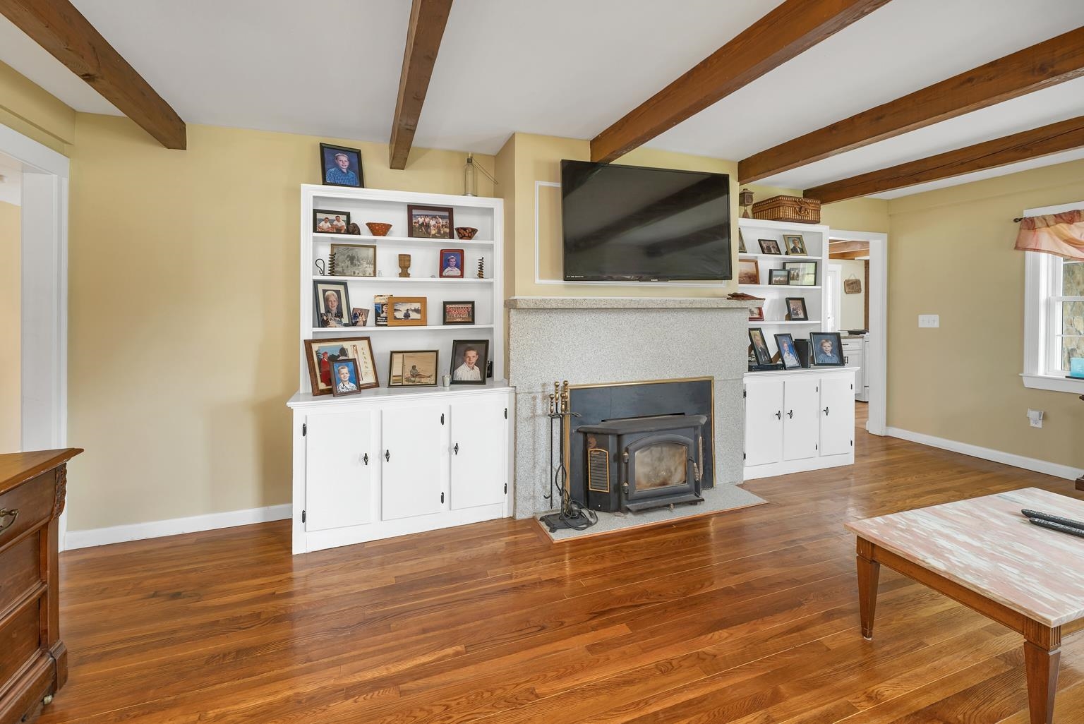 property viewer photo 25
