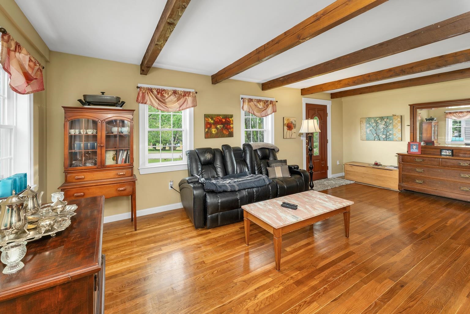 property viewer photo 26