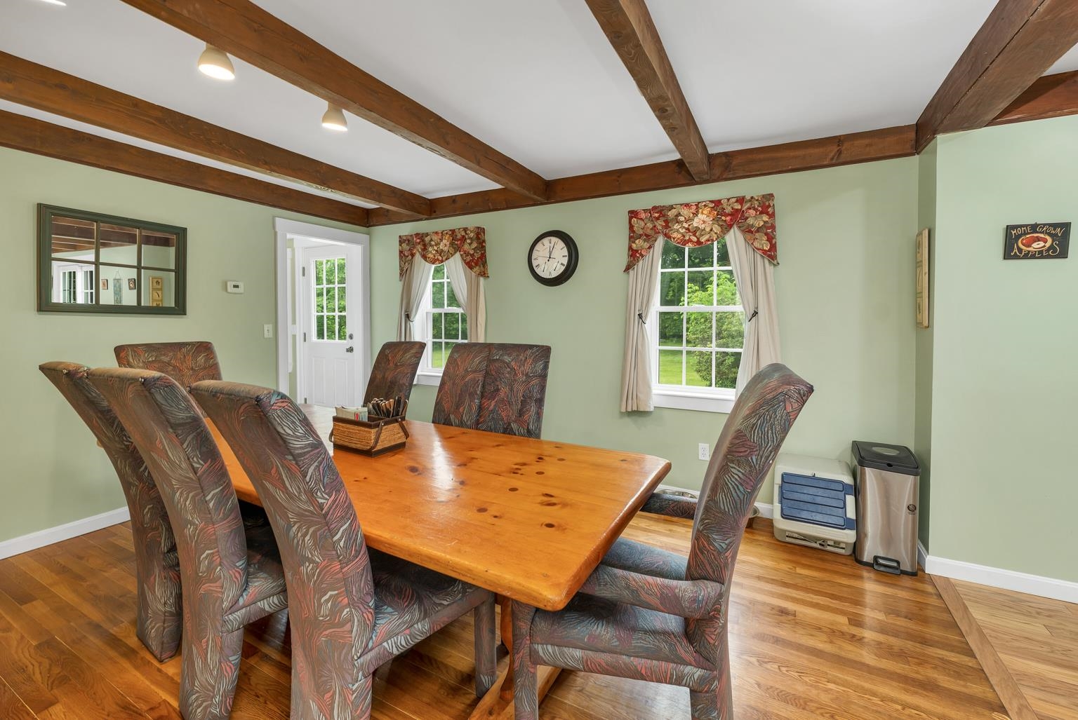 property viewer photo 27