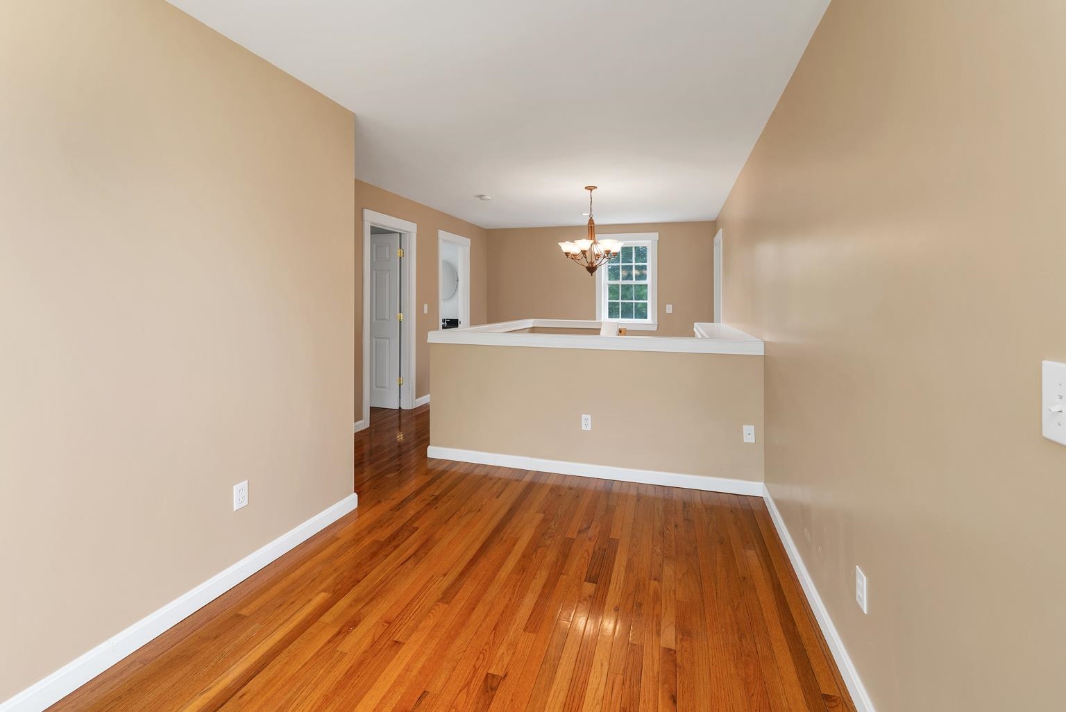 property viewer photo 36