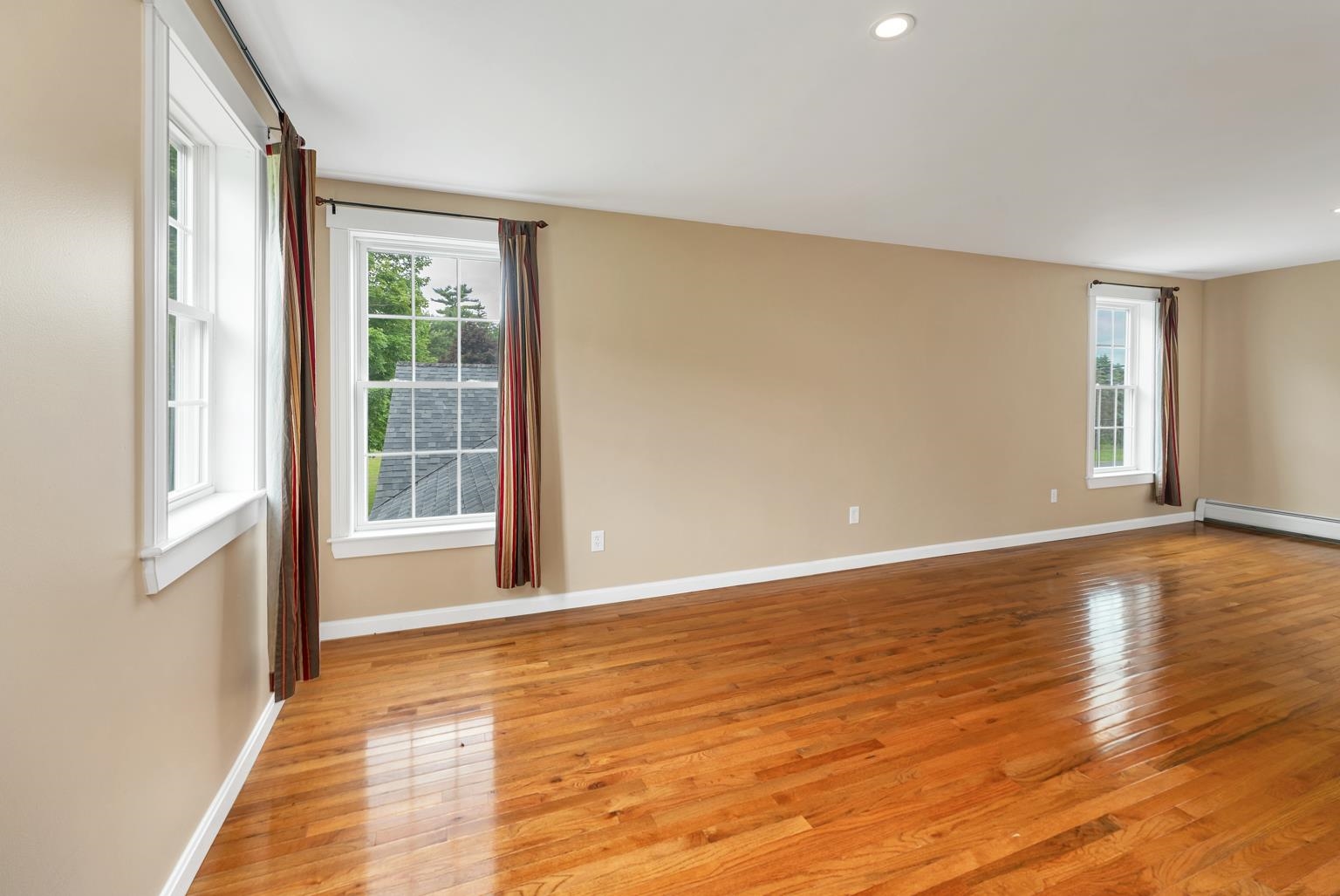 property viewer photo 41