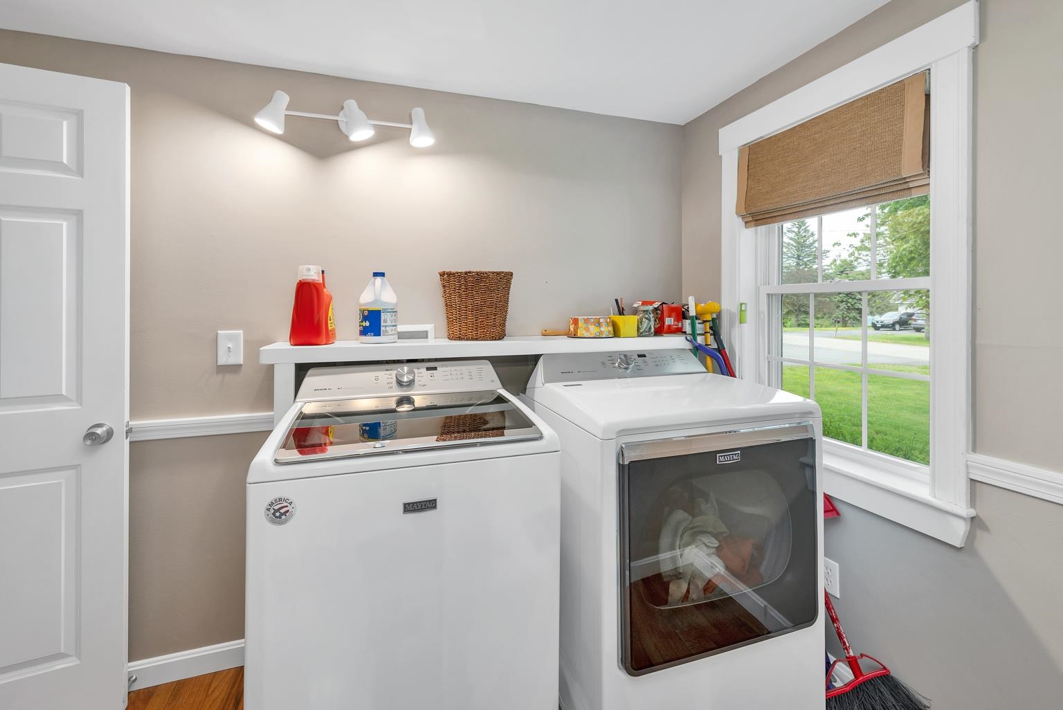property viewer photo 50